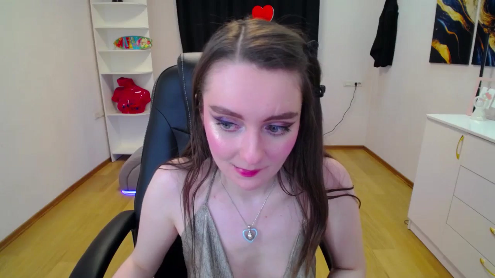 Gallery image thumbnail from Milim_Nava's myfreecams stream on, 04/15/2025, 09:55 image 6 of 20