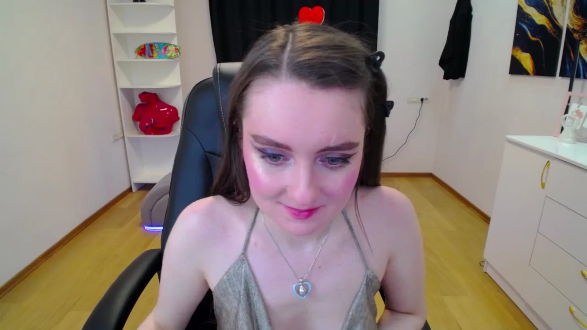 Gallery image thumbnail from Milim_Nava's myfreecams stream on, 04/15/2025, 09:55 image 9 of 20