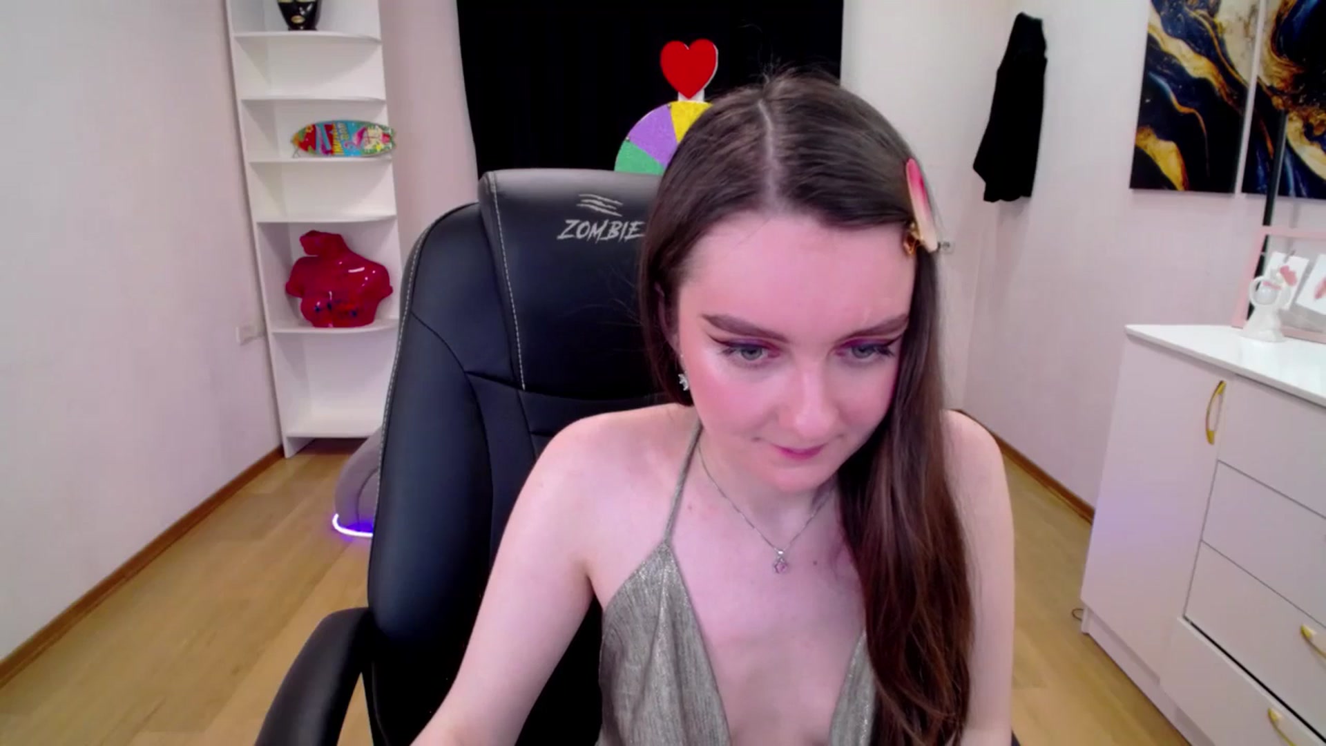 Gallery image thumbnail from Milim_Nava's myfreecams stream on, 04/17/2025, 07:11 image 12 of 20