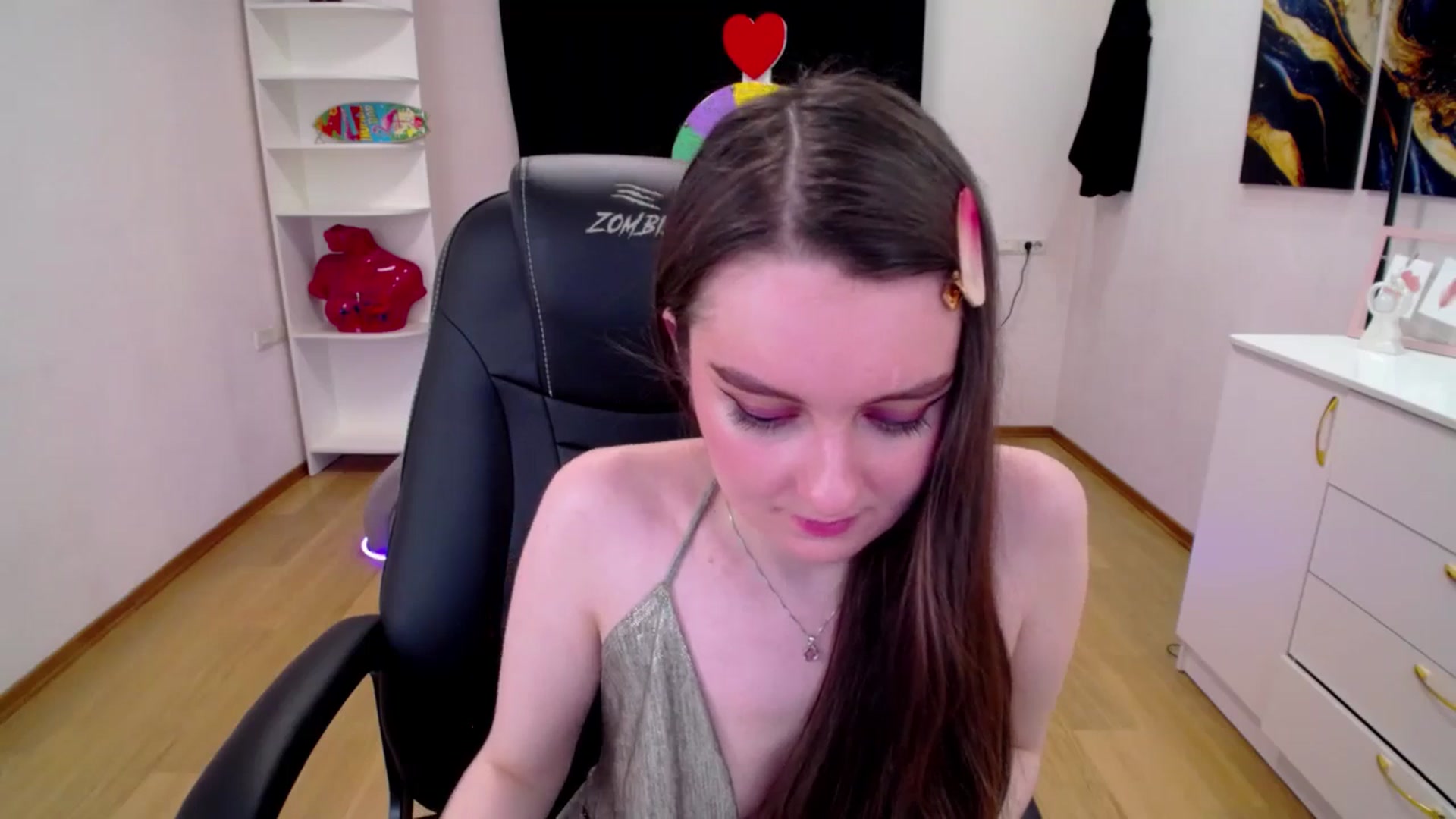 Gallery image thumbnail from Milim_Nava's myfreecams stream on, 04/17/2025, 07:50 image 4 of 20