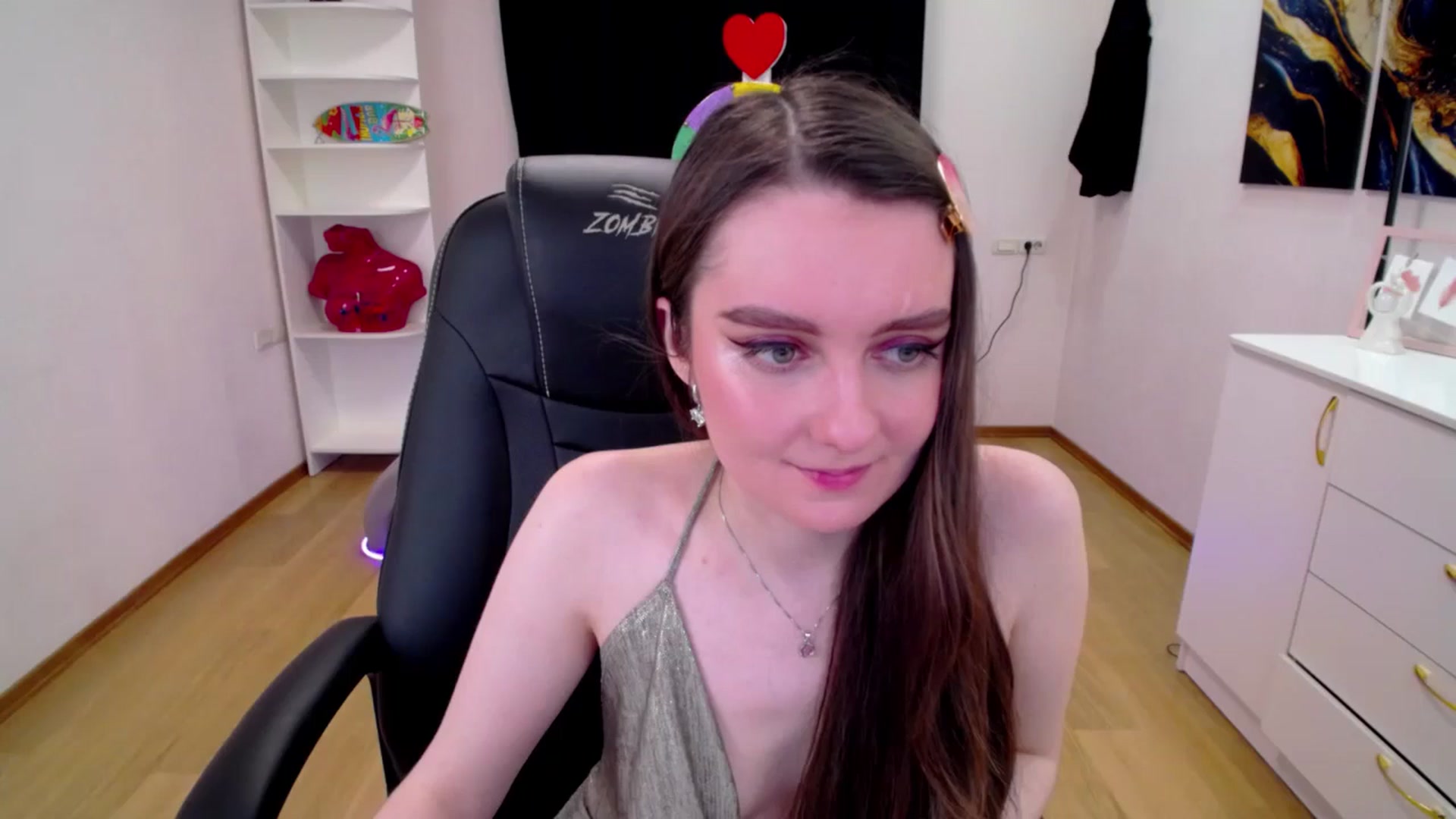 Gallery image thumbnail from Milim_Nava's myfreecams stream on, 04/17/2025, 07:50 image 8 of 20