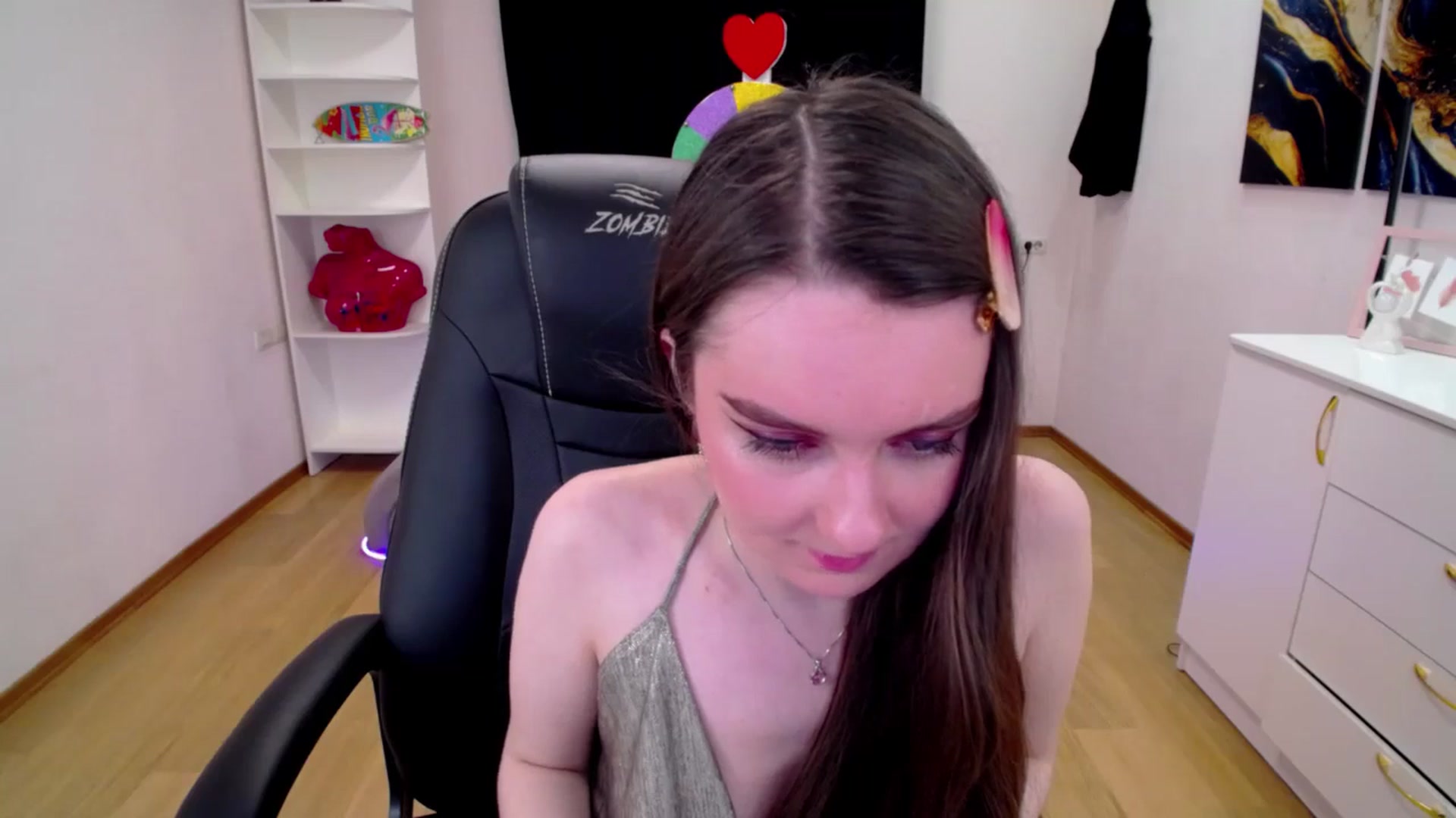 Gallery image thumbnail from Milim_Nava's myfreecams stream on, 04/17/2025, 07:50 image 5 of 20