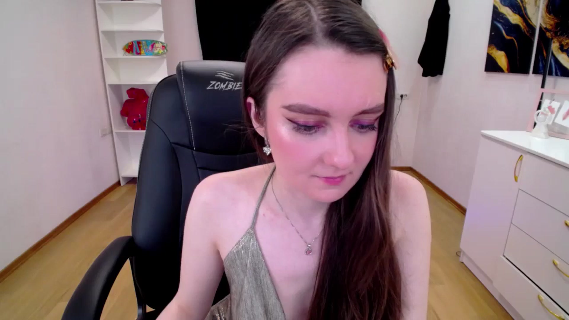 Gallery image thumbnail from Milim_Nava's myfreecams stream on, 04/17/2025, 07:50 image 12 of 20