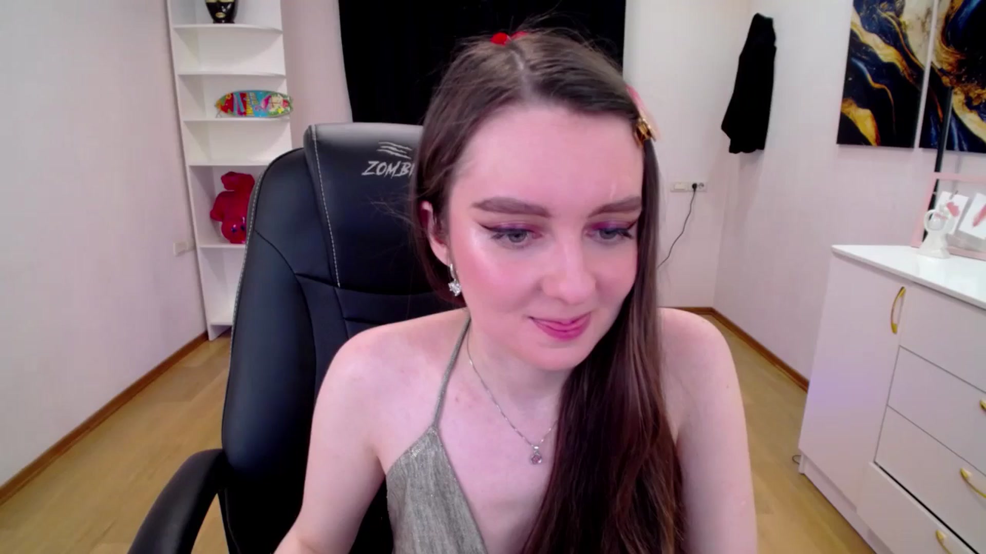 Gallery image thumbnail from Milim_Nava's myfreecams stream on, 04/17/2025, 07:50 image 1 of 20