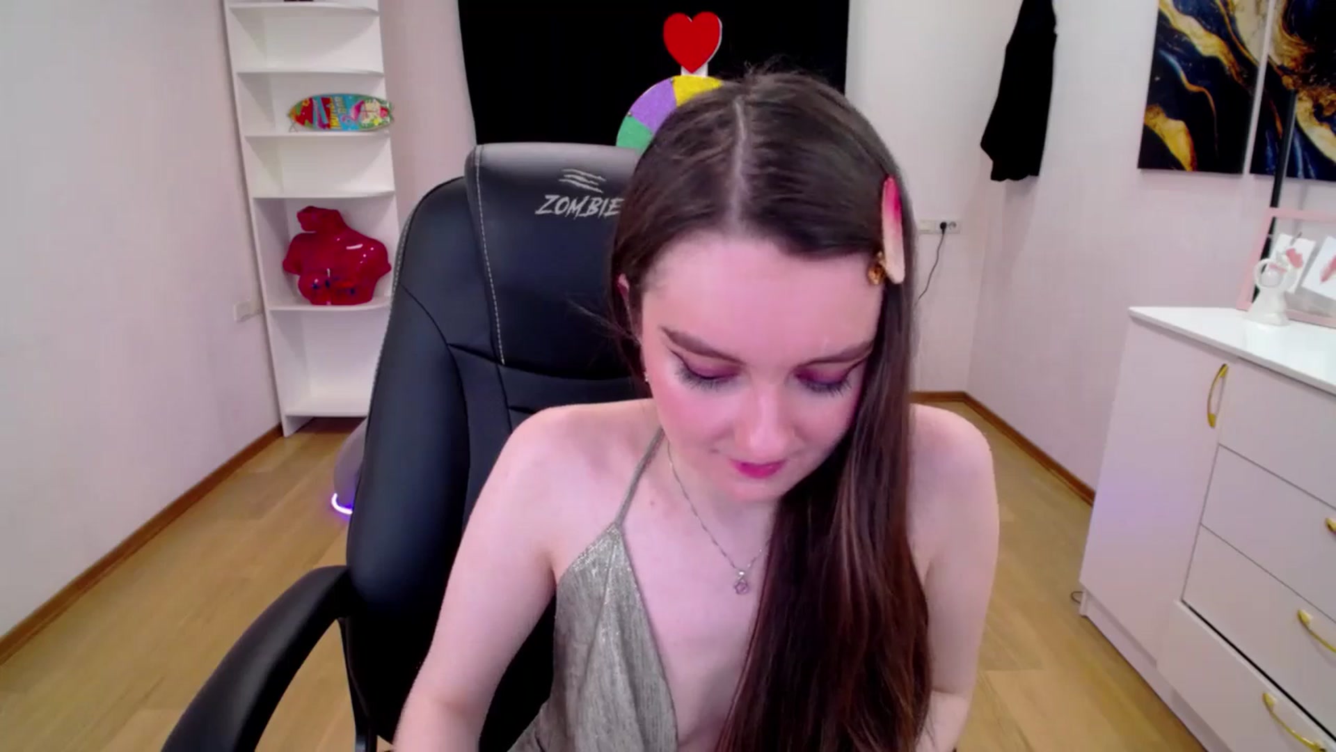 Gallery image thumbnail from Milim_Nava's myfreecams stream on, 04/17/2025, 07:50 image 7 of 20