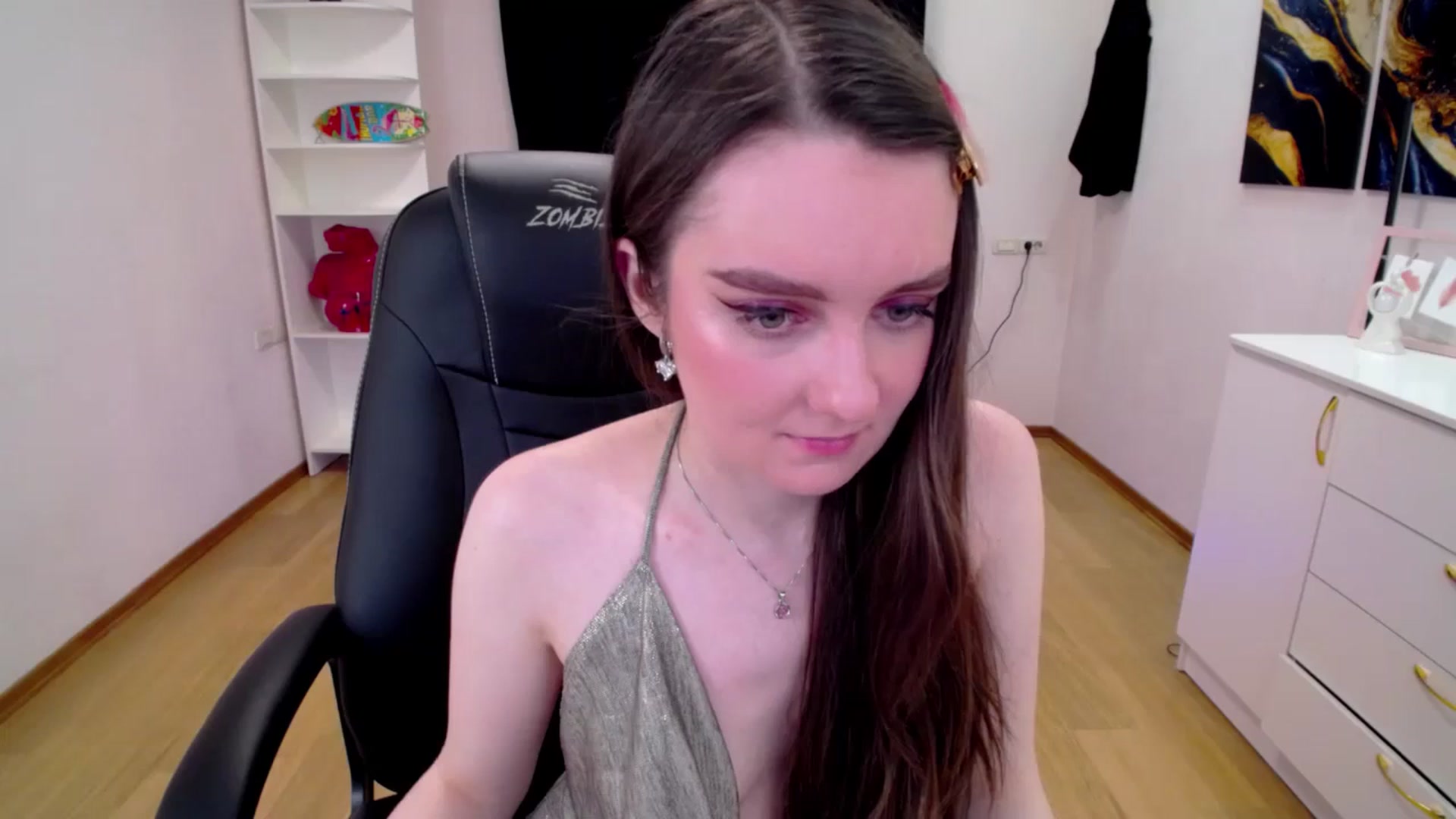 Gallery image thumbnail from Milim_Nava's myfreecams stream on, 04/17/2025, 07:50 image 13 of 20