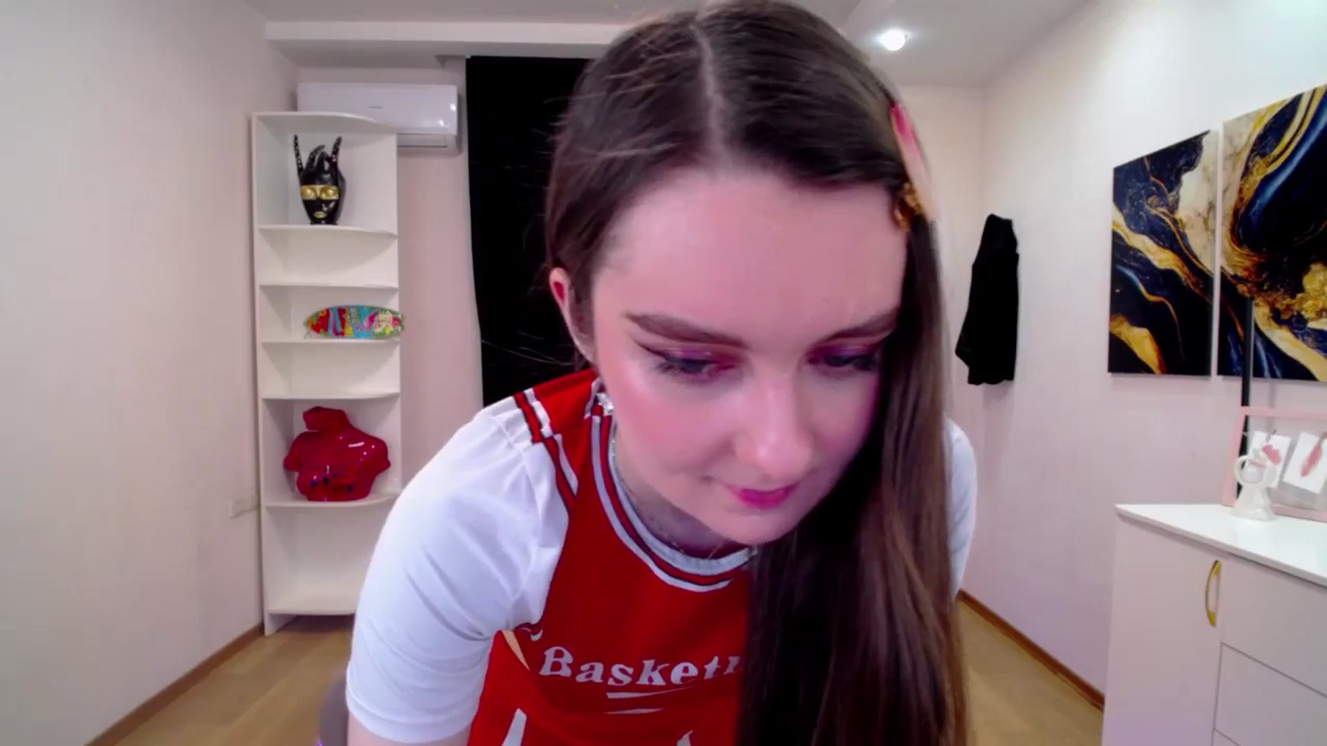 Gallery image thumbnail from Milim_Nava's myfreecams stream on, 04/17/2025, 08:32 image 6 of 20