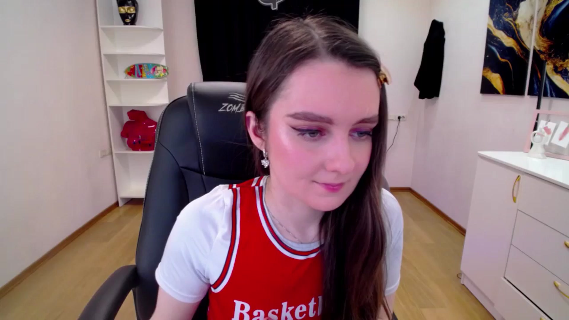 Gallery image thumbnail from Milim_Nava's myfreecams stream on, 04/17/2025, 08:32 image 13 of 20
