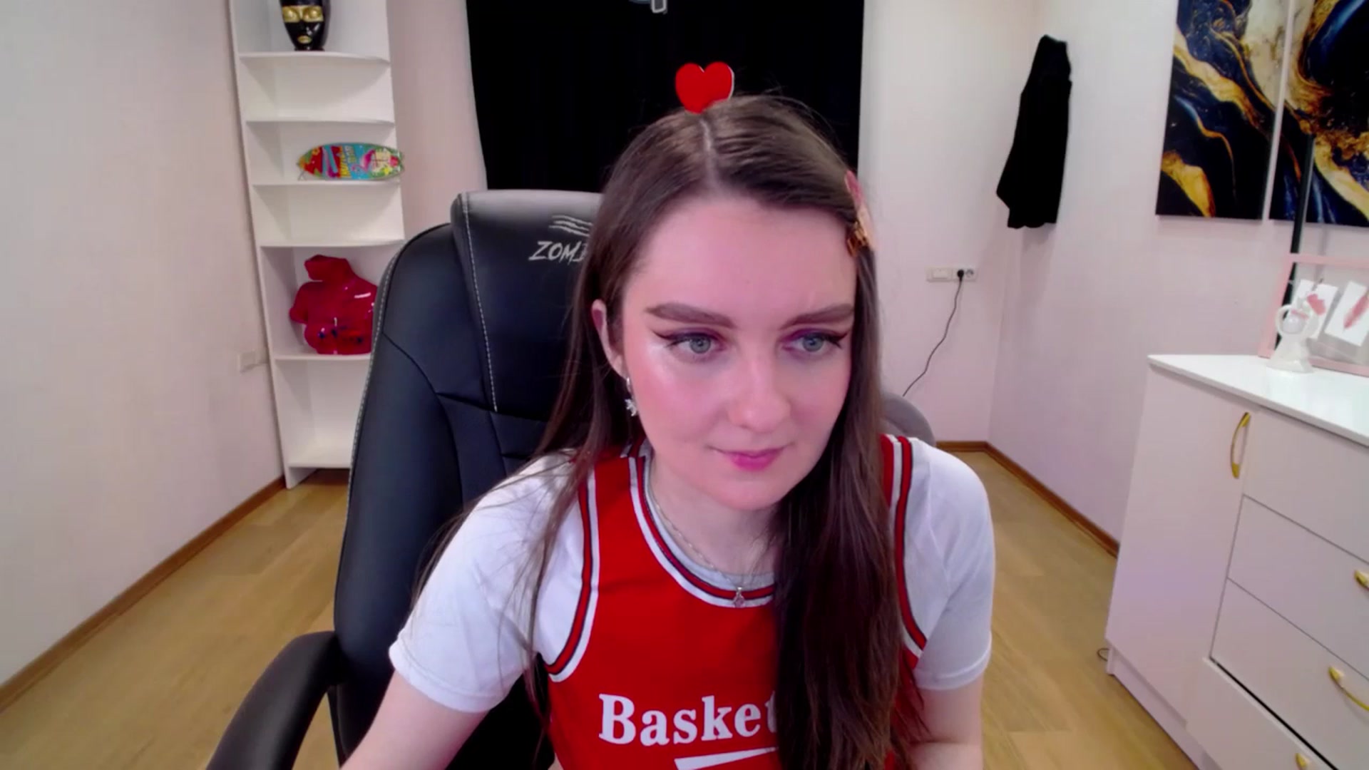 Gallery image thumbnail from Milim_Nava's myfreecams stream on, 04/17/2025, 09:59 image 4 of 20