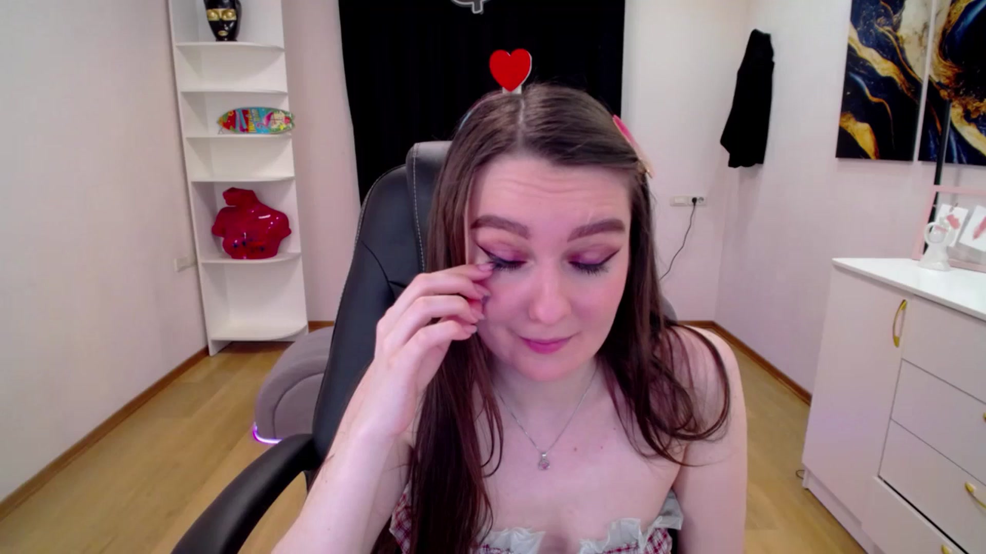 Gallery image thumbnail from Milim_Nava's myfreecams stream on, 04/17/2025, 10:43 image 15 of 20
