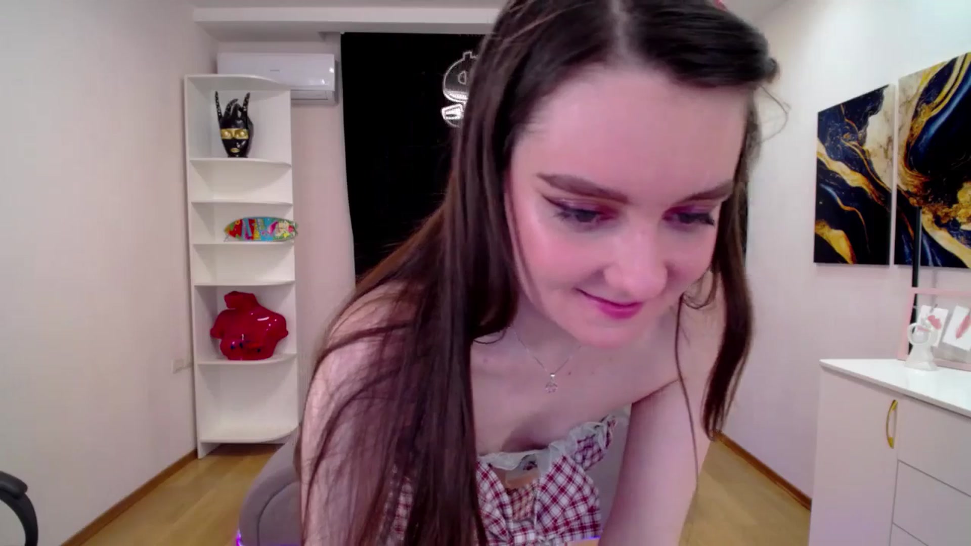 Gallery image thumbnail from Milim_Nava's myfreecams stream on, 04/17/2025, 10:43 image 3 of 20