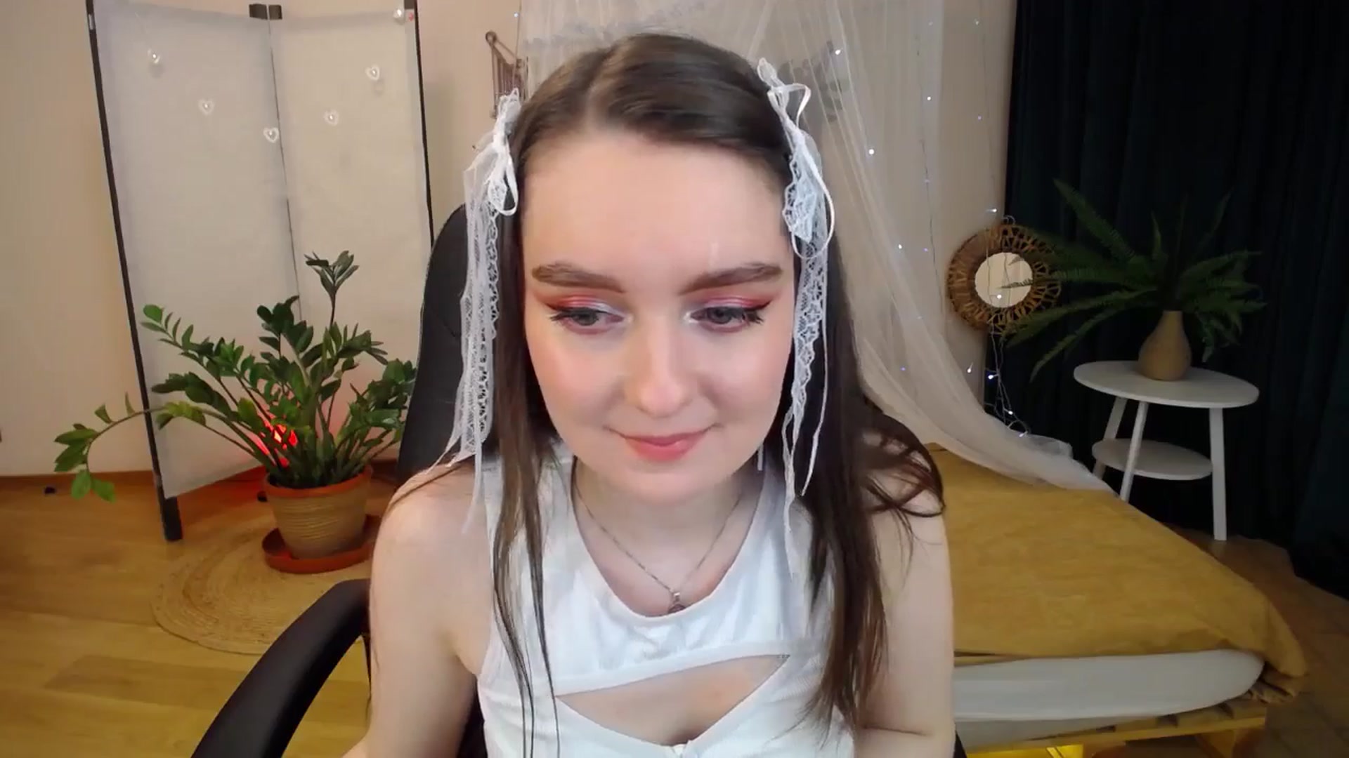Gallery image thumbnail from Milim_Nava's myfreecams stream on, 04/18/2025, 19:37 image 9 of 20