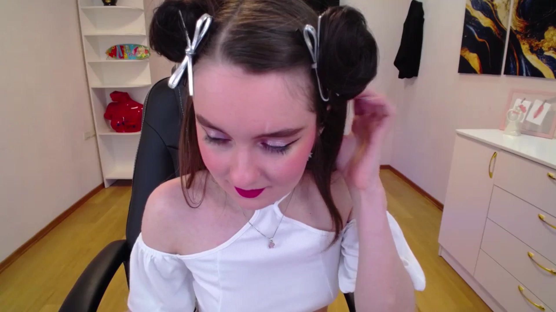 Gallery image thumbnail from Milim_Nava's myfreecams stream on, 04/19/2025, 18:30 image 7 of 20