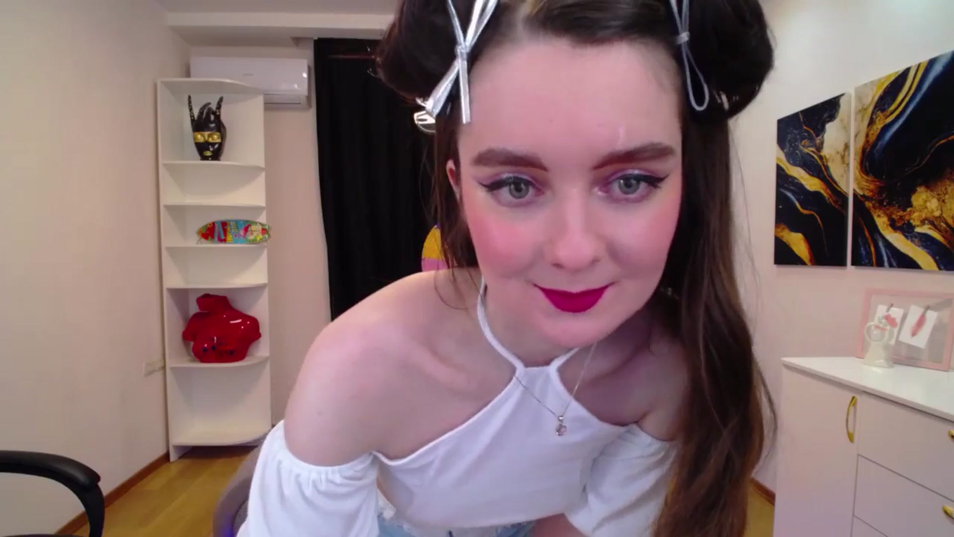 Gallery image thumbnail from Milim_Nava's myfreecams stream on, 04/19/2025, 18:30 image 2 of 20