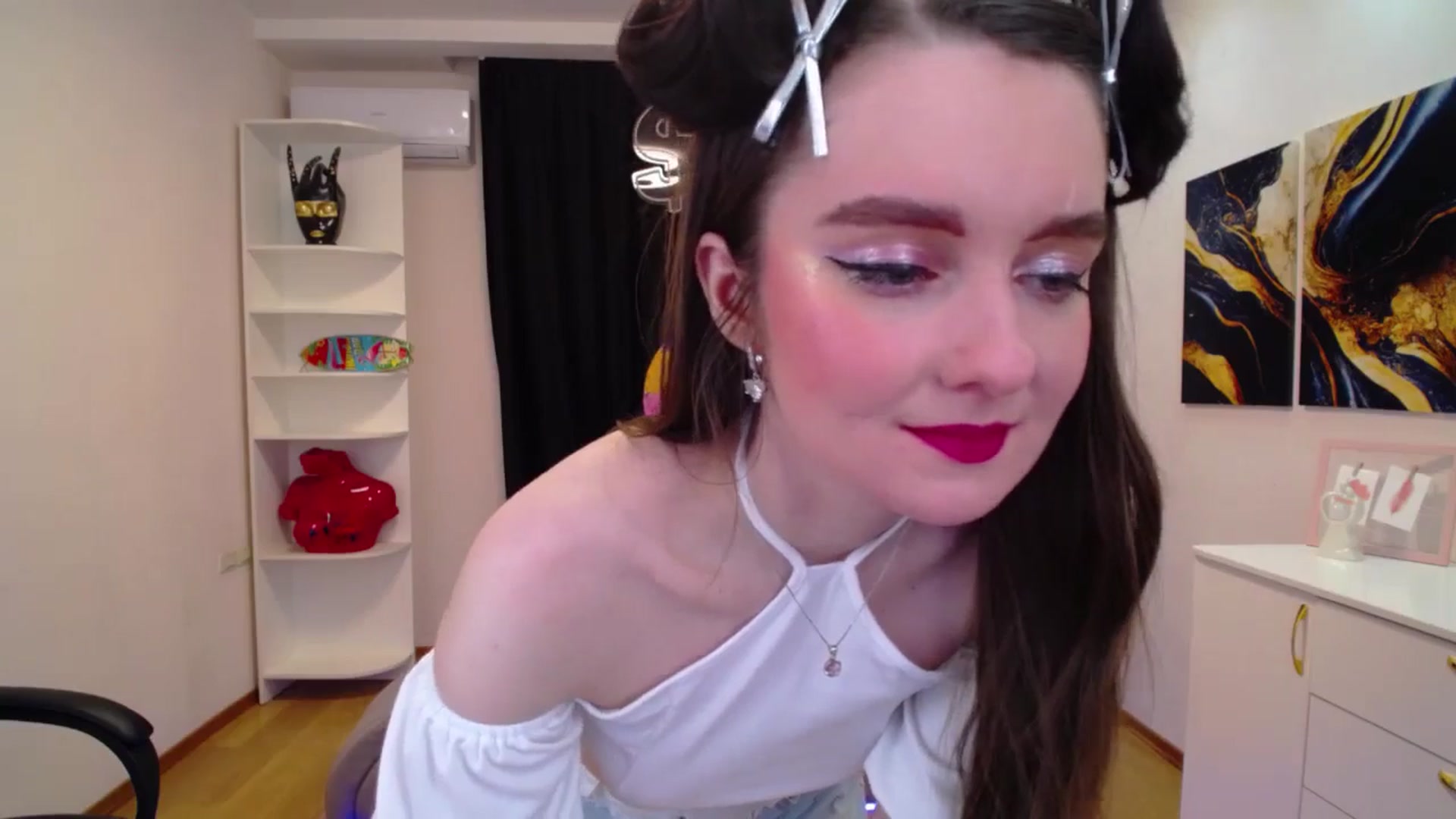 Gallery image thumbnail from Milim_Nava's myfreecams stream on, 04/19/2025, 18:30 image 3 of 20