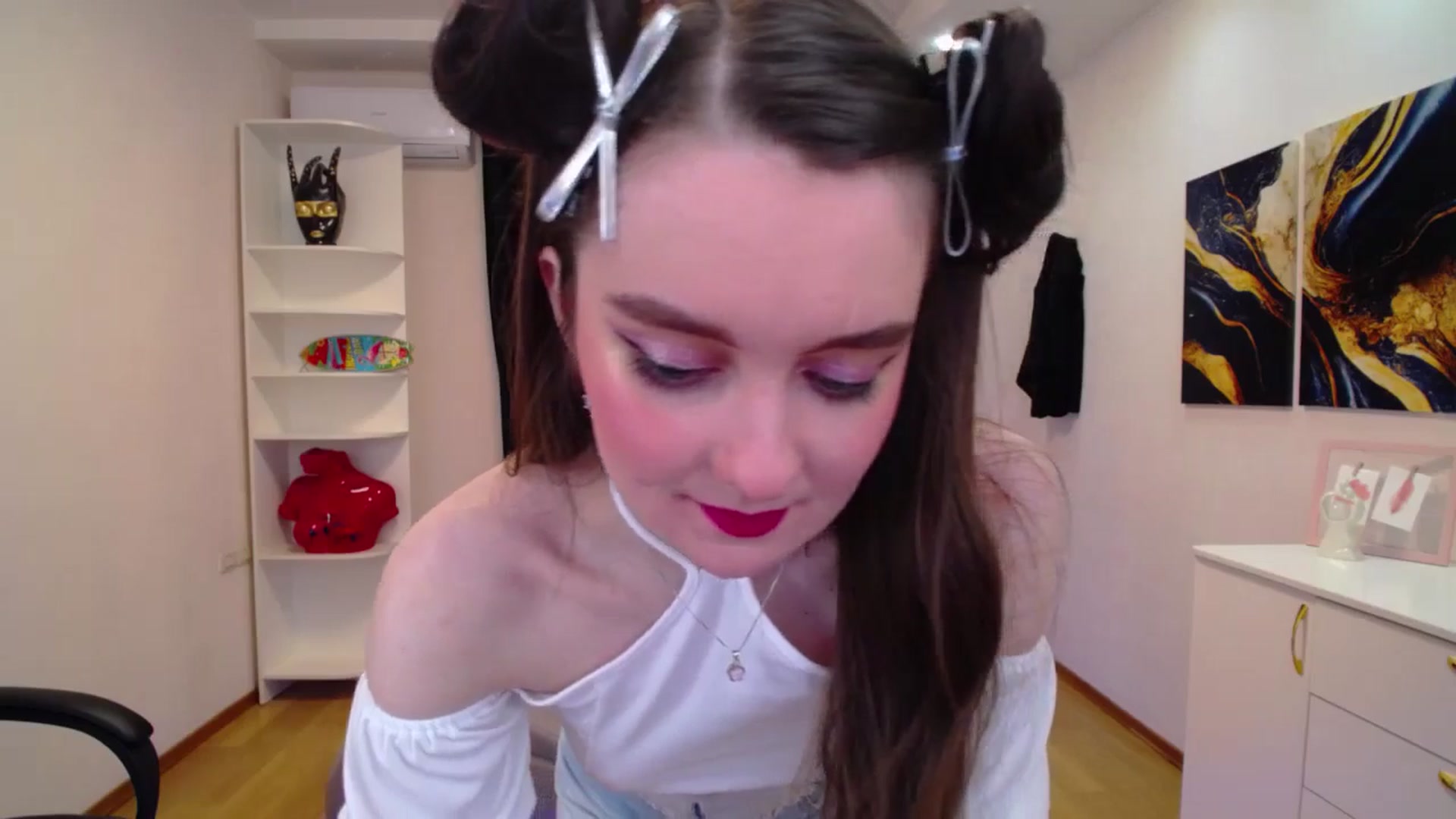 Gallery image thumbnail from Milim_Nava's myfreecams stream on, 04/19/2025, 18:30 image 4 of 20