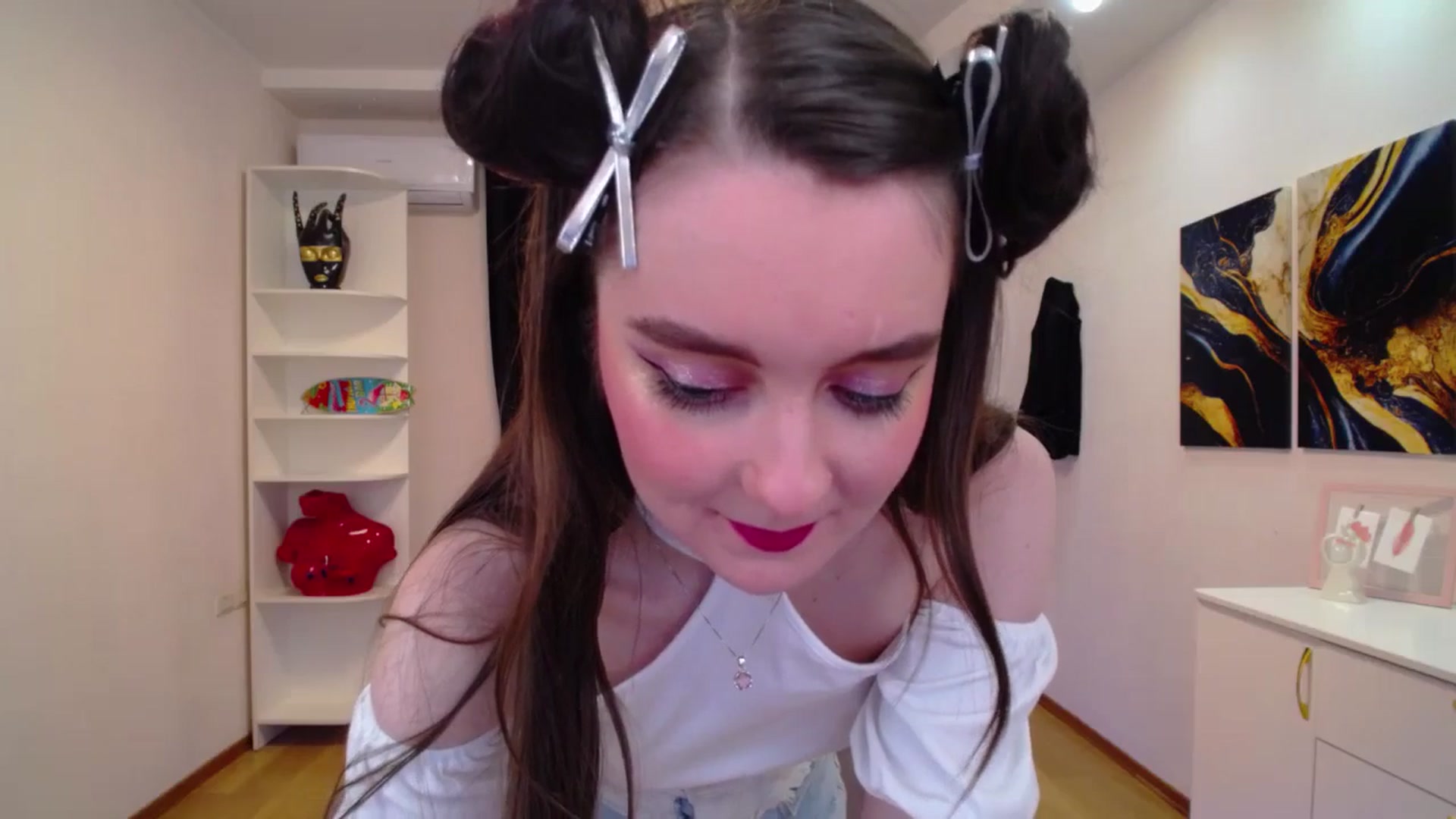 Gallery image thumbnail from Milim_Nava's myfreecams stream on, 04/19/2025, 18:54 image 18 of 20