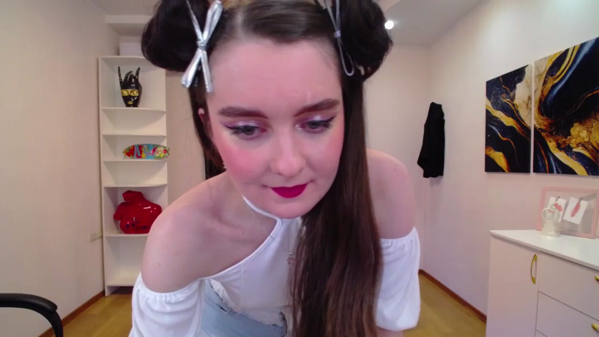 Gallery image thumbnail from Milim_Nava's myfreecams stream on, 04/19/2025, 19:34 image 3 of 20