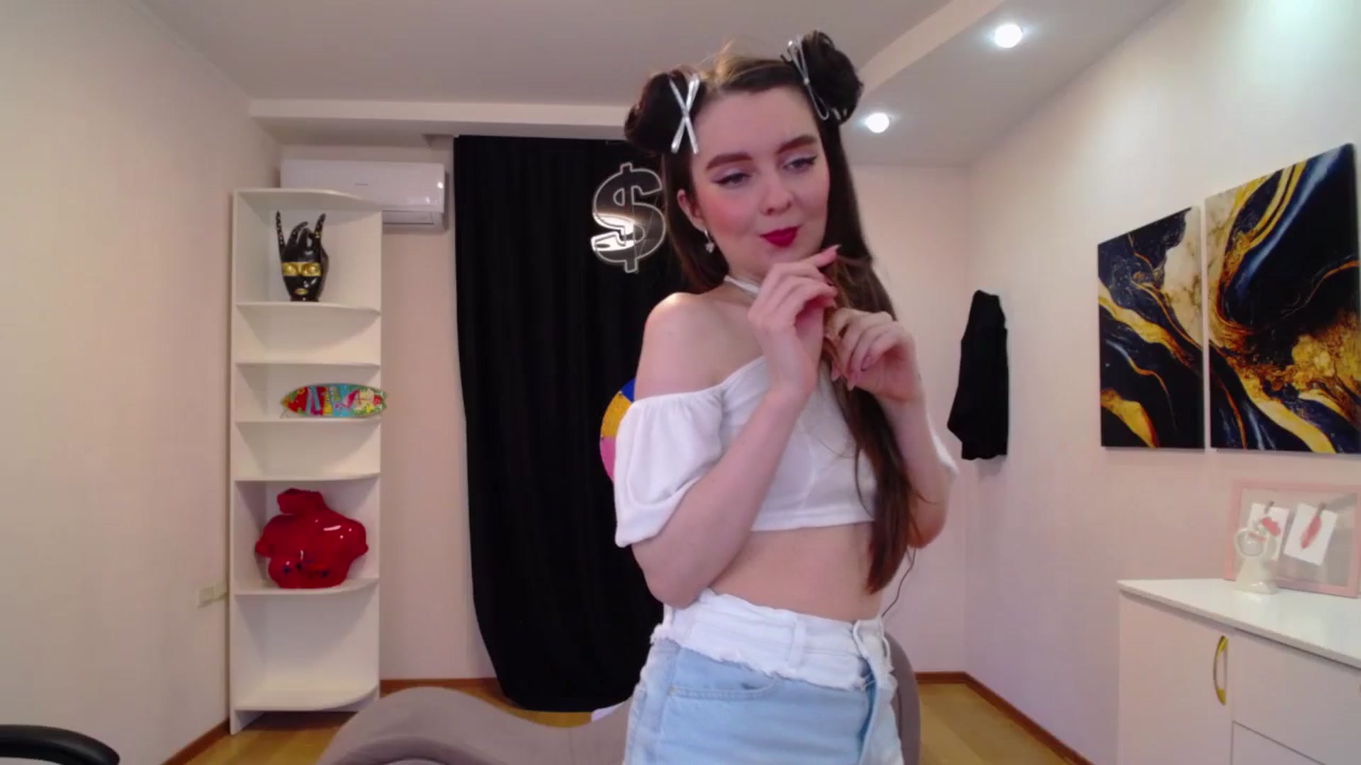 Gallery image thumbnail from Milim_Nava's myfreecams stream on, 04/19/2025, 19:34 image 4 of 20