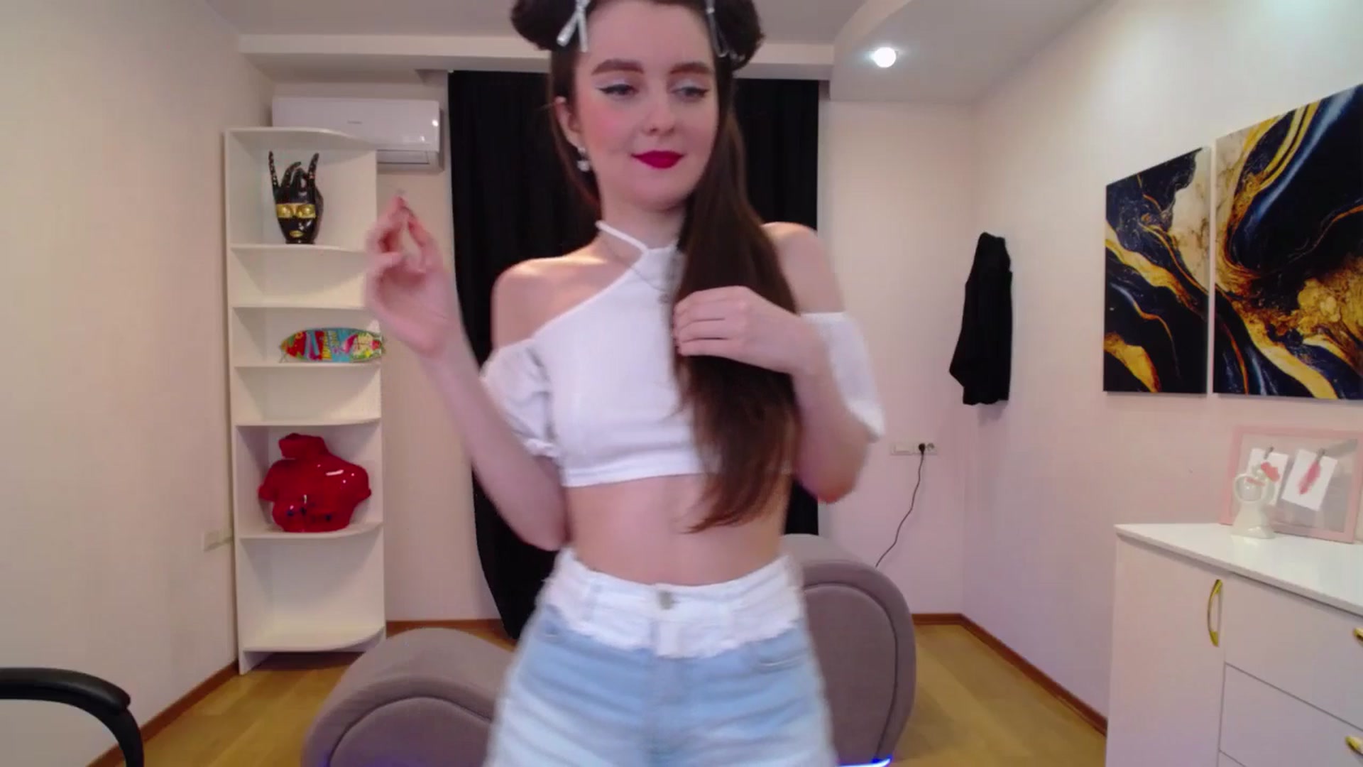 Gallery image thumbnail from Milim_Nava's myfreecams stream on, 04/19/2025, 19:34 image 2 of 20