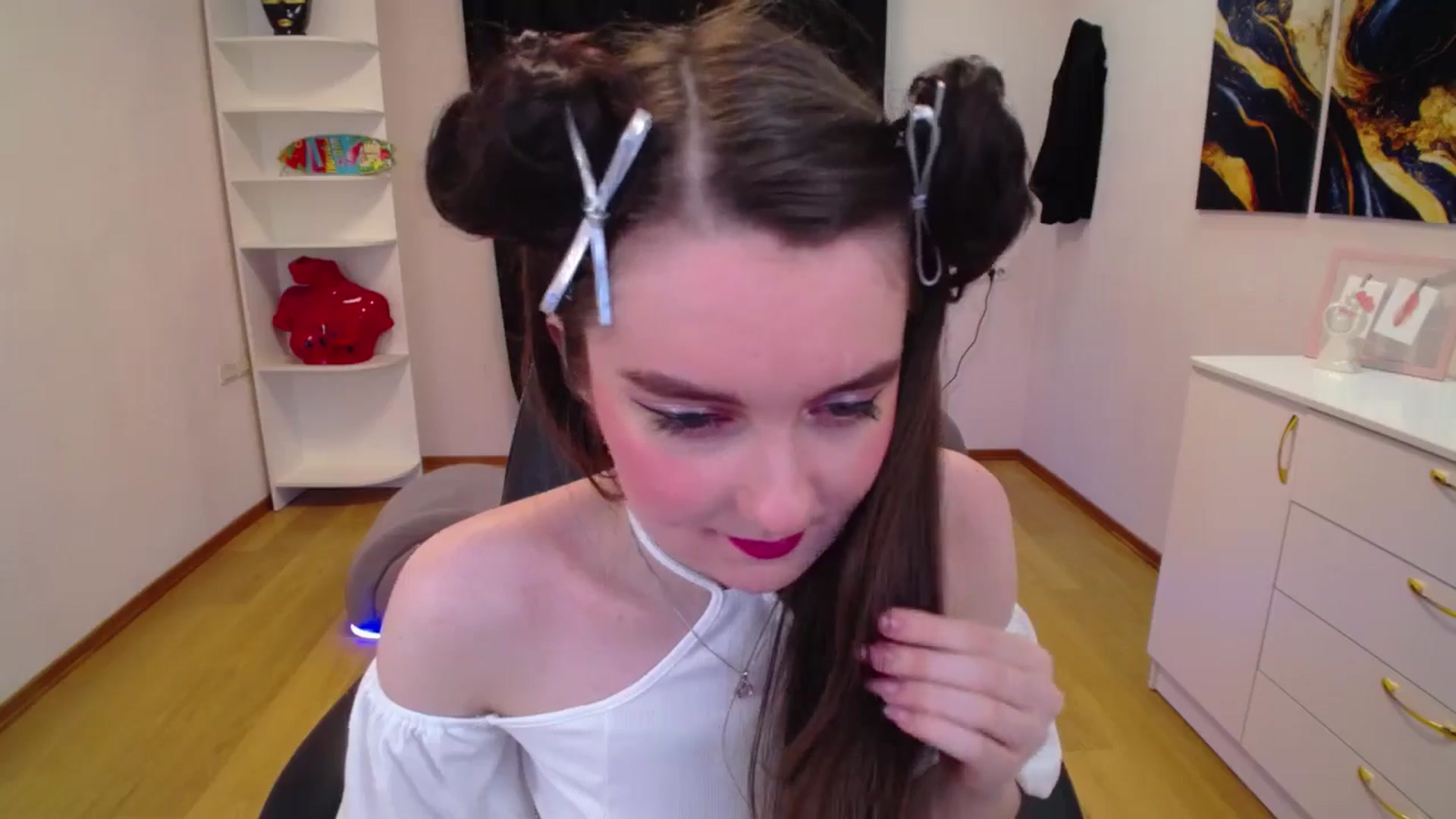 Gallery image thumbnail from Milim_Nava's myfreecams stream on, 04/19/2025, 19:34 image 8 of 20