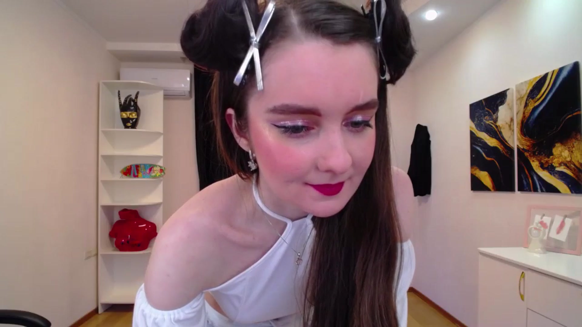 Gallery image thumbnail from Milim_Nava's myfreecams stream on, 04/19/2025, 19:34 image 5 of 20