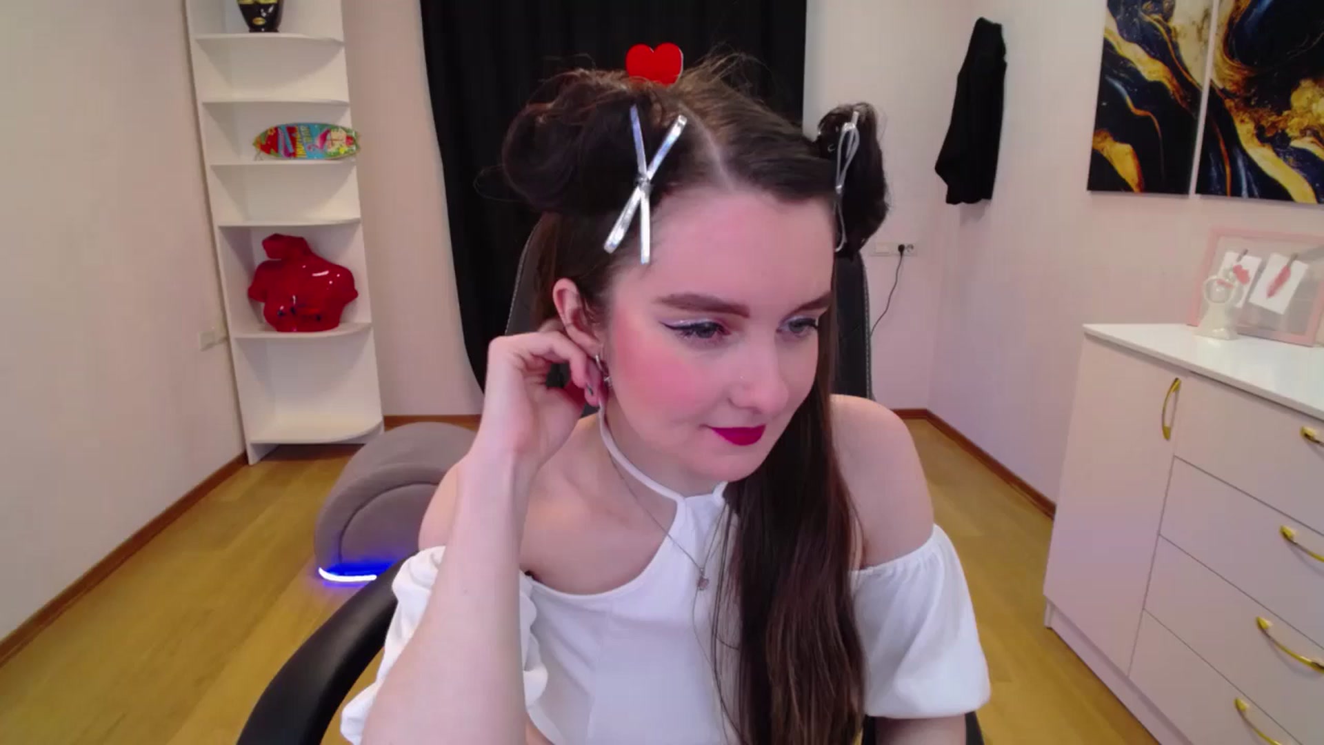 Gallery image thumbnail from Milim_Nava's myfreecams stream on, 04/19/2025, 19:34 image 13 of 20