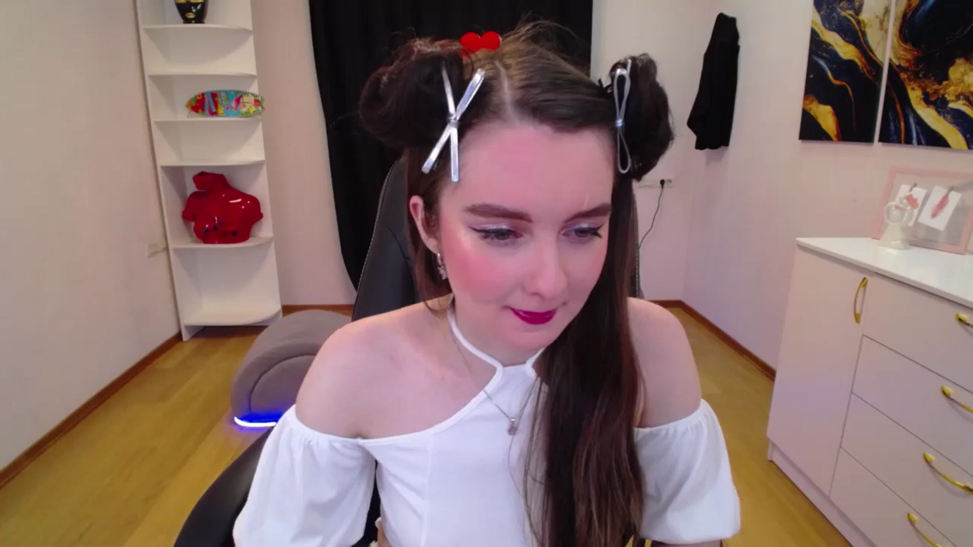 Gallery image thumbnail from Milim_Nava's myfreecams stream on, 04/19/2025, 19:34 image 12 of 20