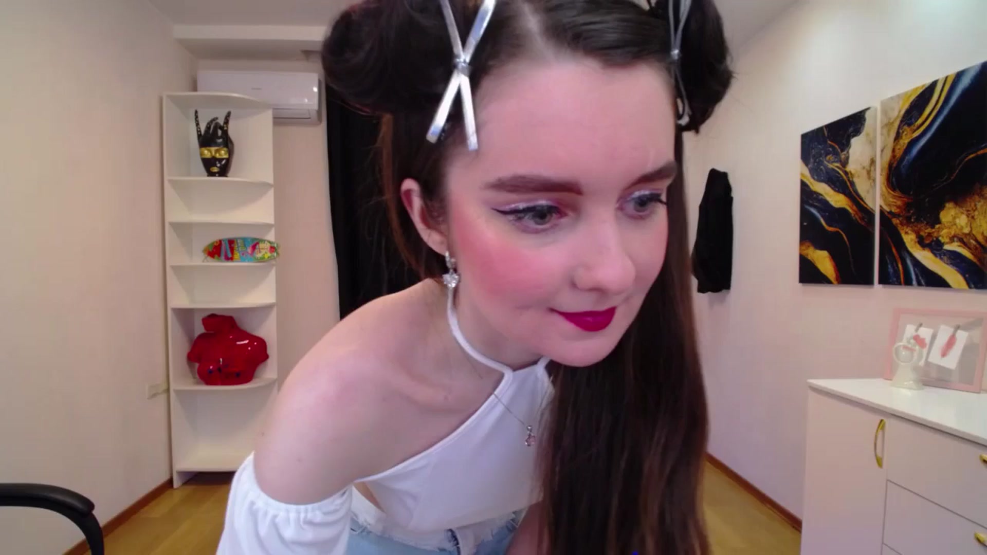 Gallery image thumbnail from Milim_Nava's myfreecams stream on, 04/19/2025, 19:34 image 1 of 20