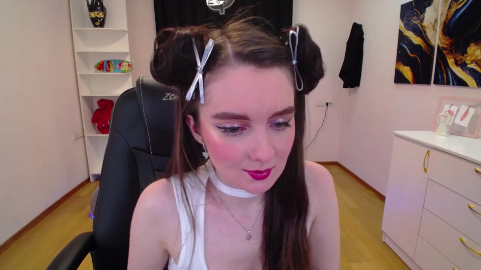 Gallery image thumbnail from Milim_Nava's myfreecams stream on, 04/19/2025, 21:07 image 10 of 20