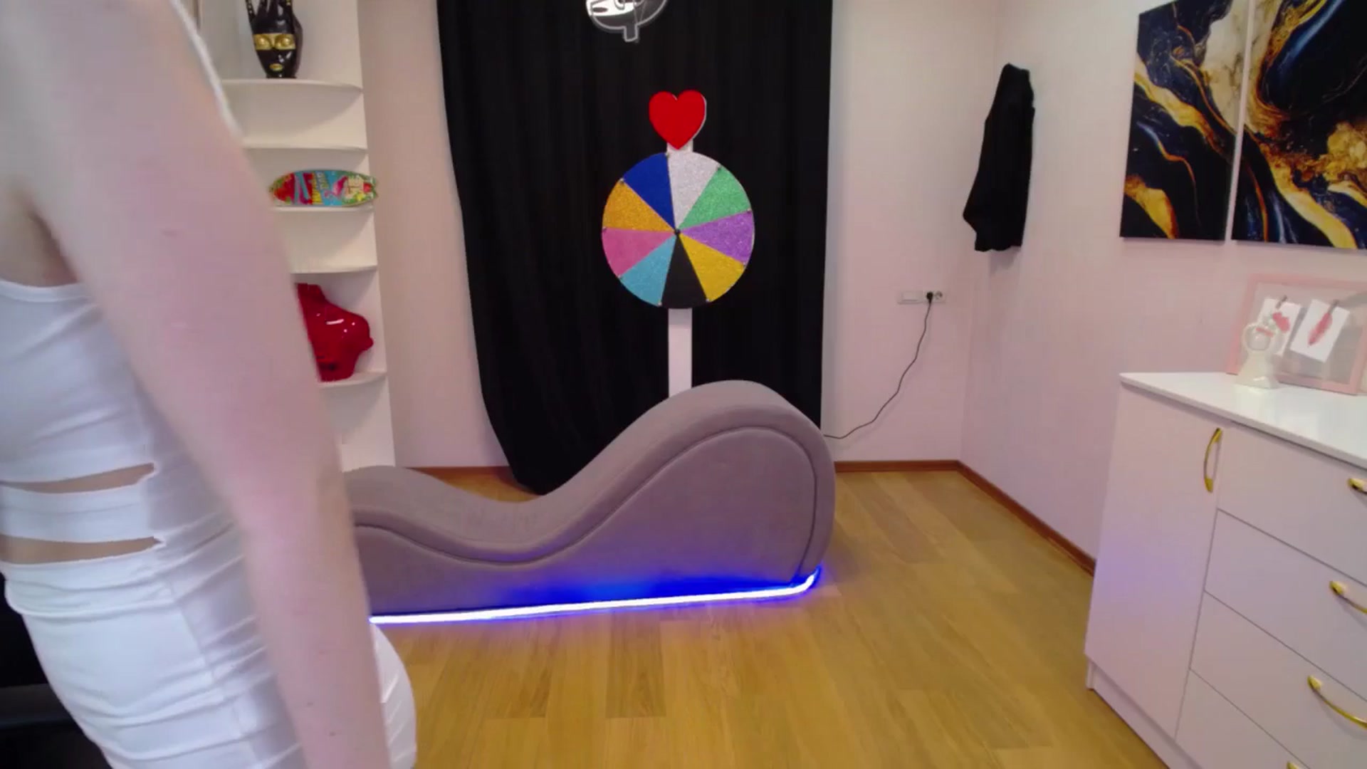Gallery image thumbnail from Milim_Nava's myfreecams stream on, 04/19/2025, 21:07 image 11 of 20