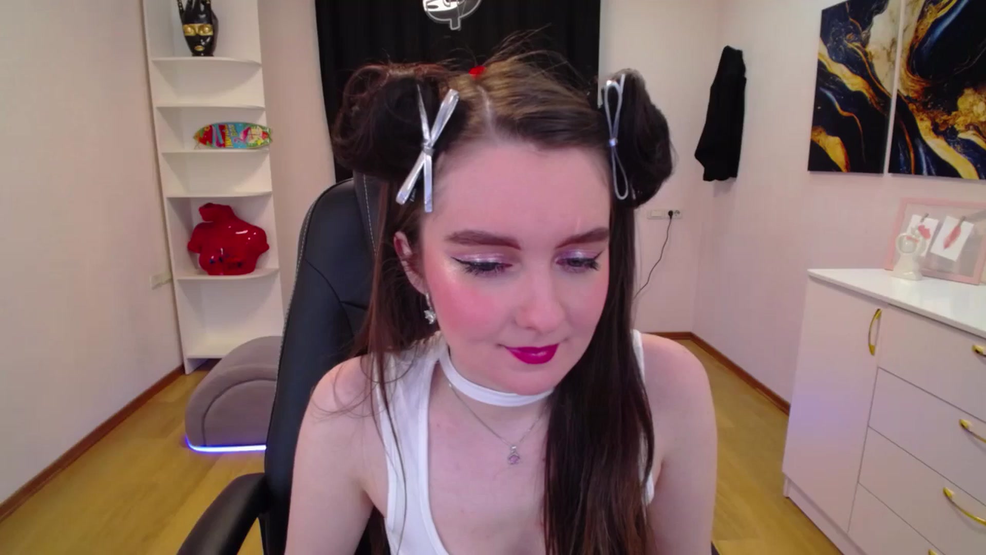 Gallery image thumbnail from Milim_Nava's myfreecams stream on, 04/19/2025, 21:07 image 6 of 20