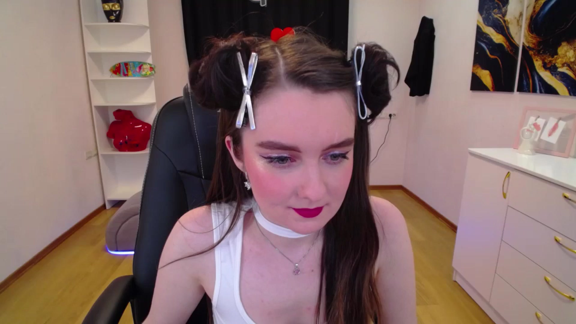 Gallery image thumbnail from Milim_Nava's myfreecams stream on, 04/19/2025, 21:56 image 6 of 20