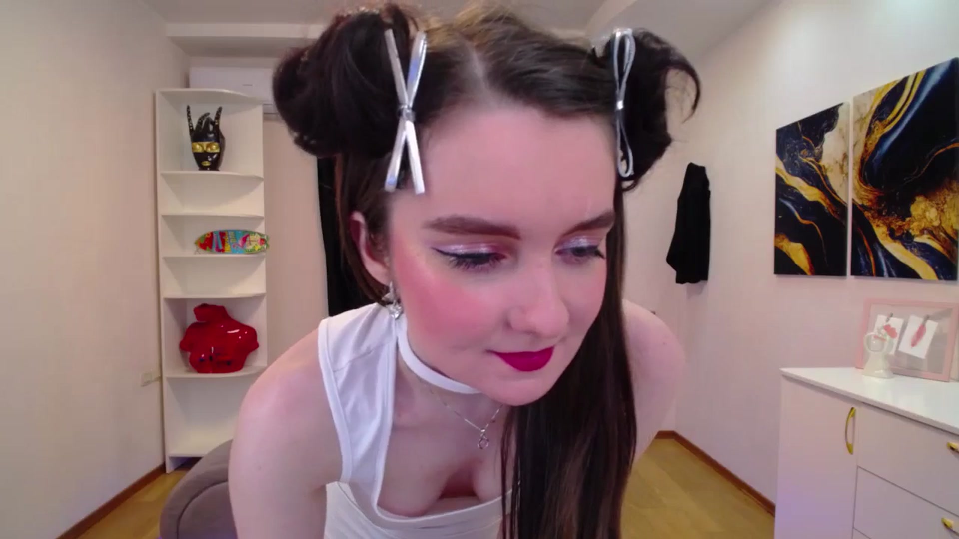 Gallery image thumbnail from Milim_Nava's myfreecams stream on, 04/19/2025, 21:56 image 9 of 20