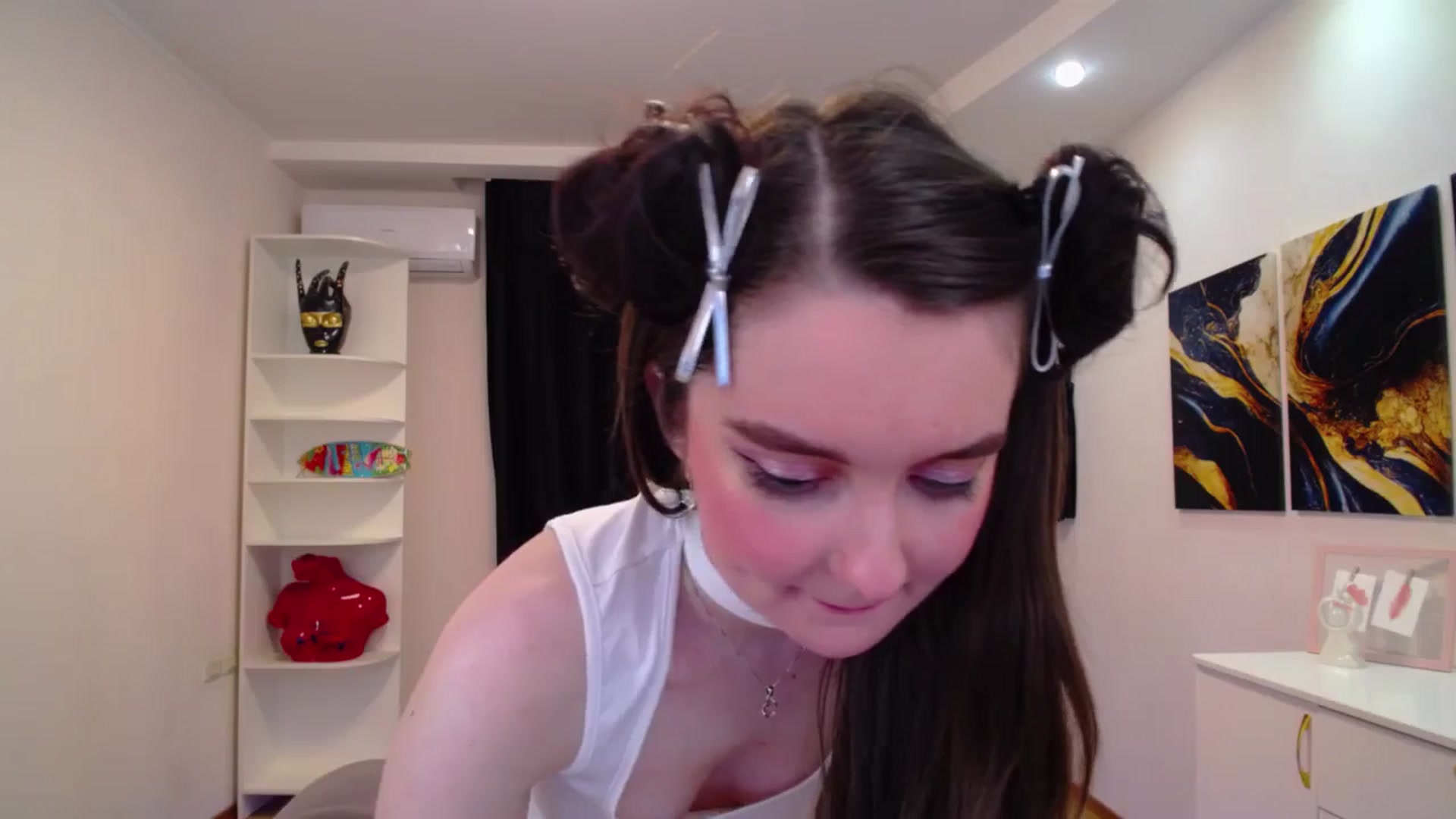 Gallery image thumbnail from Milim_Nava's myfreecams stream on, 04/19/2025, 21:56 image 10 of 20