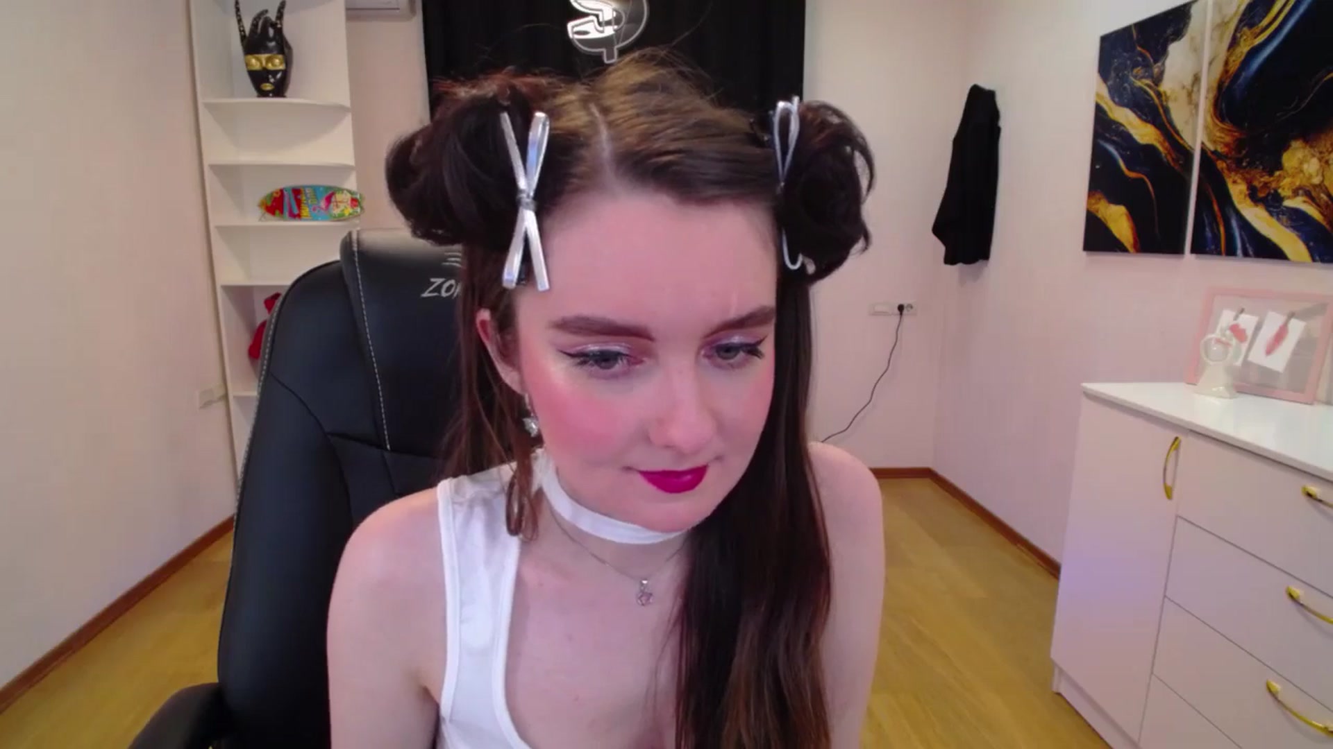 Gallery image thumbnail from Milim_Nava's myfreecams stream on, 04/19/2025, 22:36 image 8 of 20