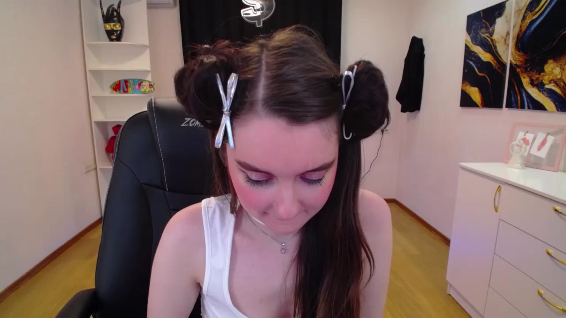 Gallery image thumbnail from Milim_Nava's myfreecams stream on, 04/19/2025, 22:36 image 6 of 20