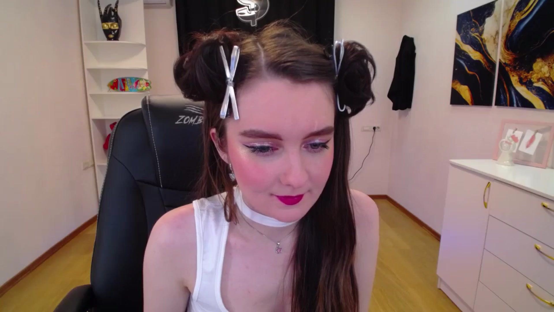 Gallery image thumbnail from Milim_Nava's myfreecams stream on, 04/19/2025, 22:36 image 9 of 20