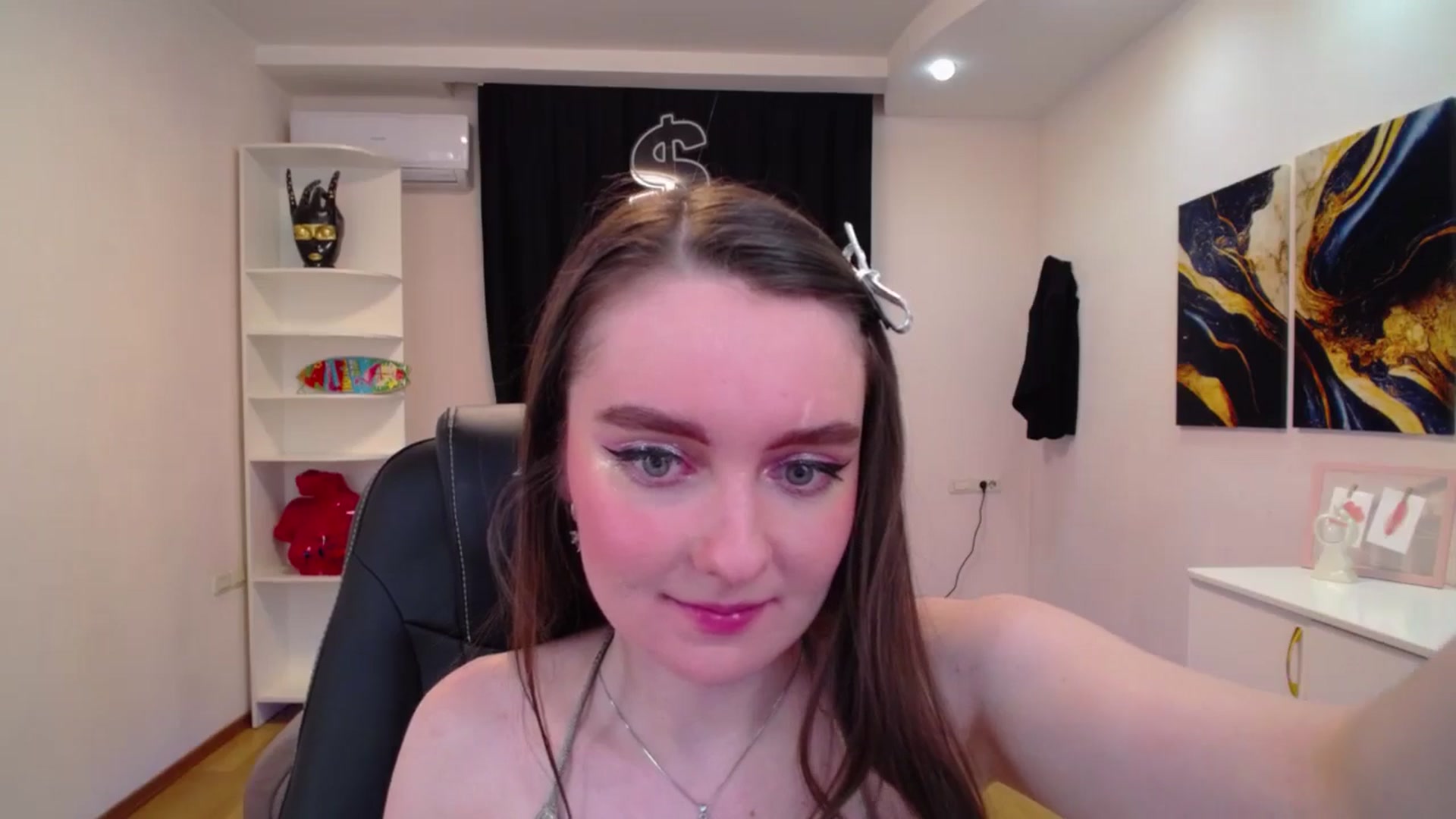 Gallery image thumbnail from Milim_Nava's myfreecams stream on, 04/20/2025, 01:34 image 2 of 20