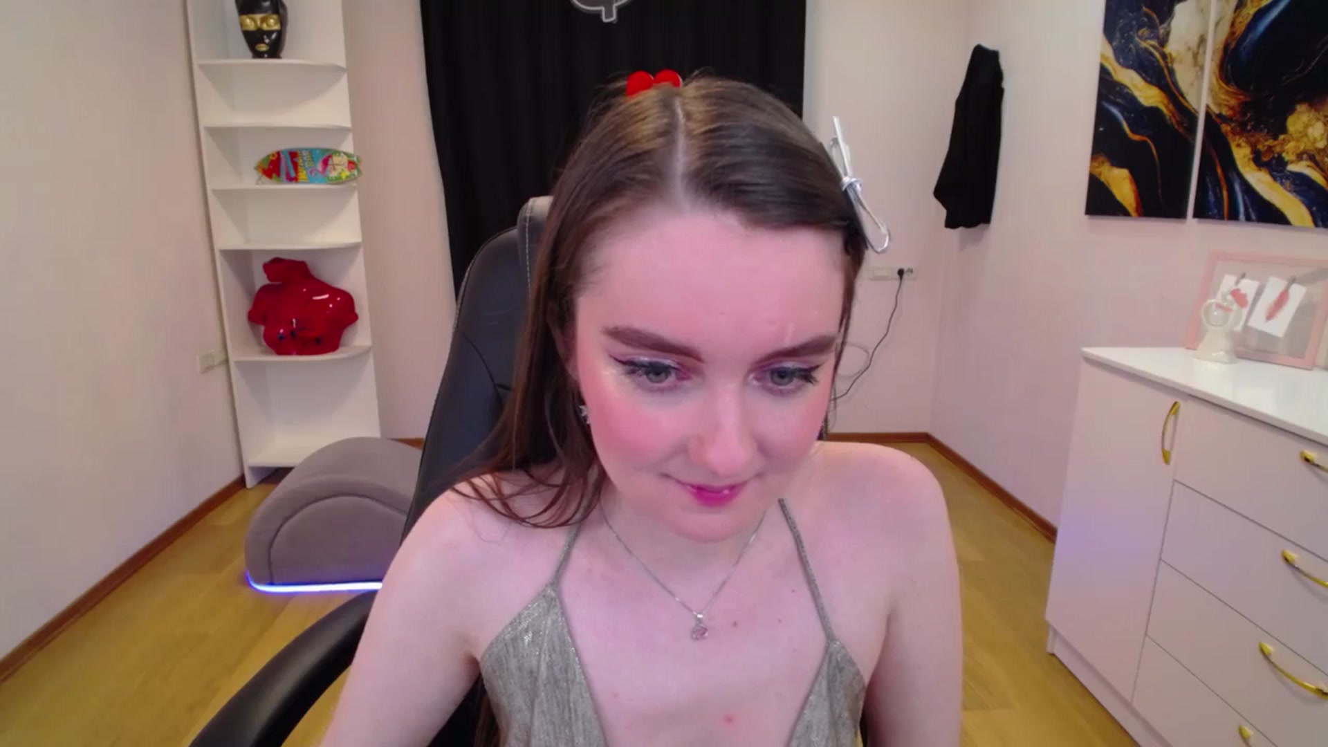Gallery image thumbnail from Milim_Nava's myfreecams stream on, 04/20/2025, 01:34 image 9 of 20