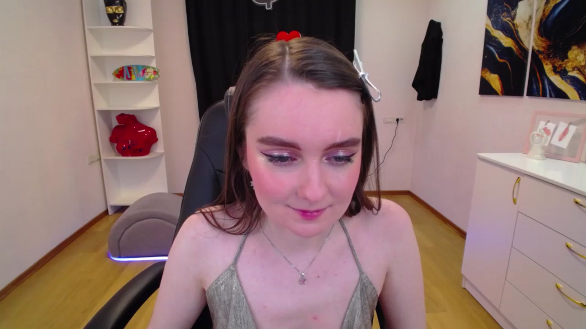 Gallery image thumbnail from Milim_Nava's myfreecams stream on, 04/20/2025, 01:34 image 10 of 20