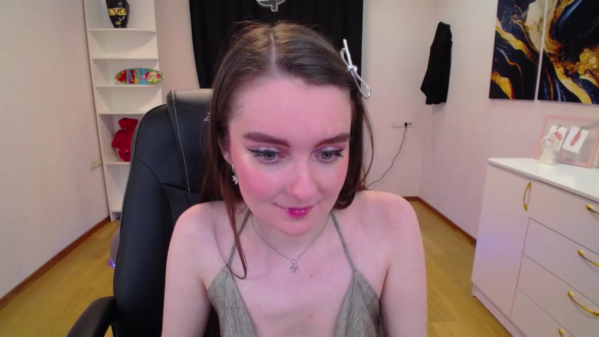 Gallery image thumbnail from Milim_Nava's myfreecams stream on, 04/20/2025, 01:34 image 20 of 20