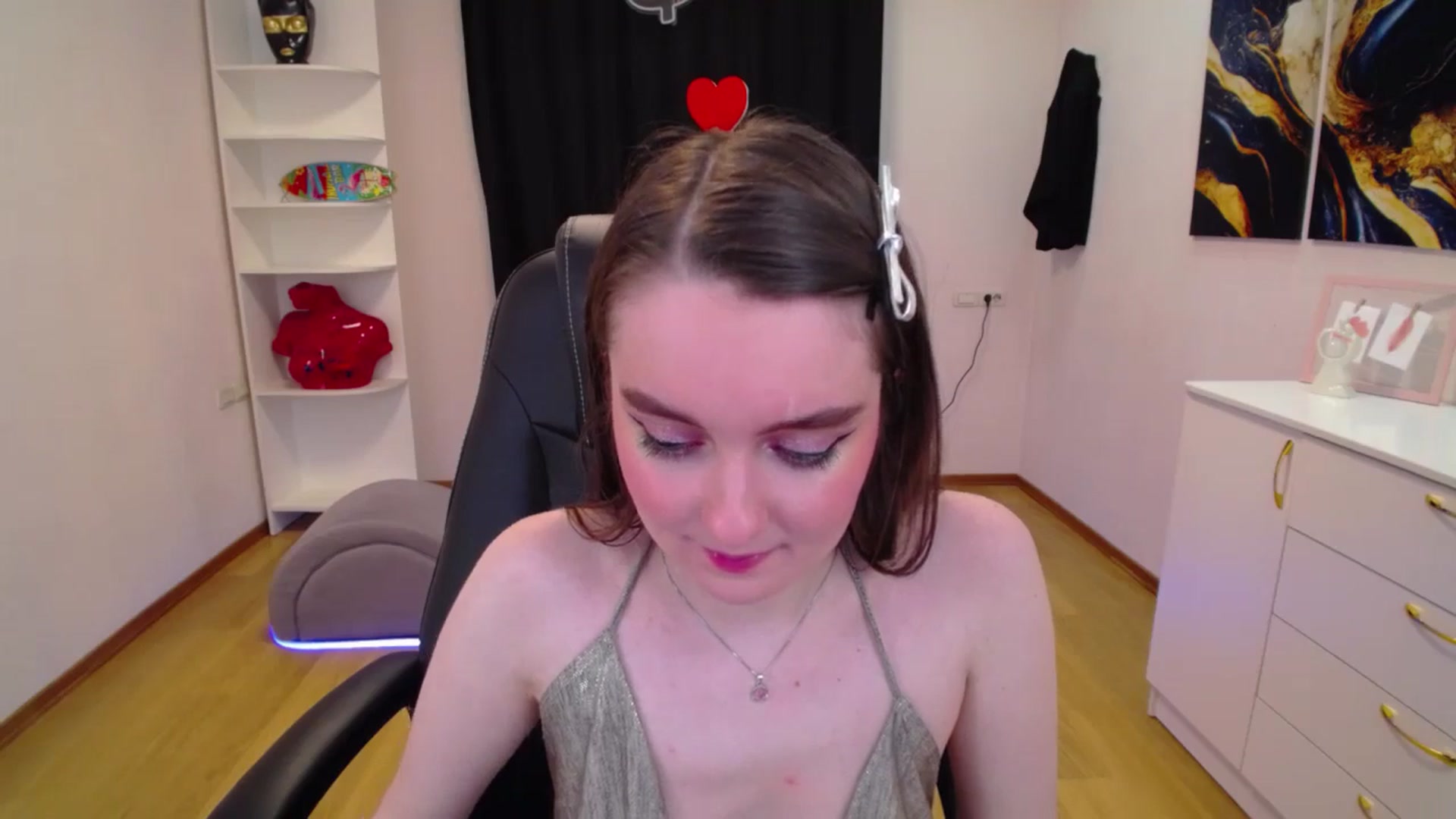Gallery image thumbnail from Milim_Nava's myfreecams stream on, 04/20/2025, 01:34 image 8 of 20