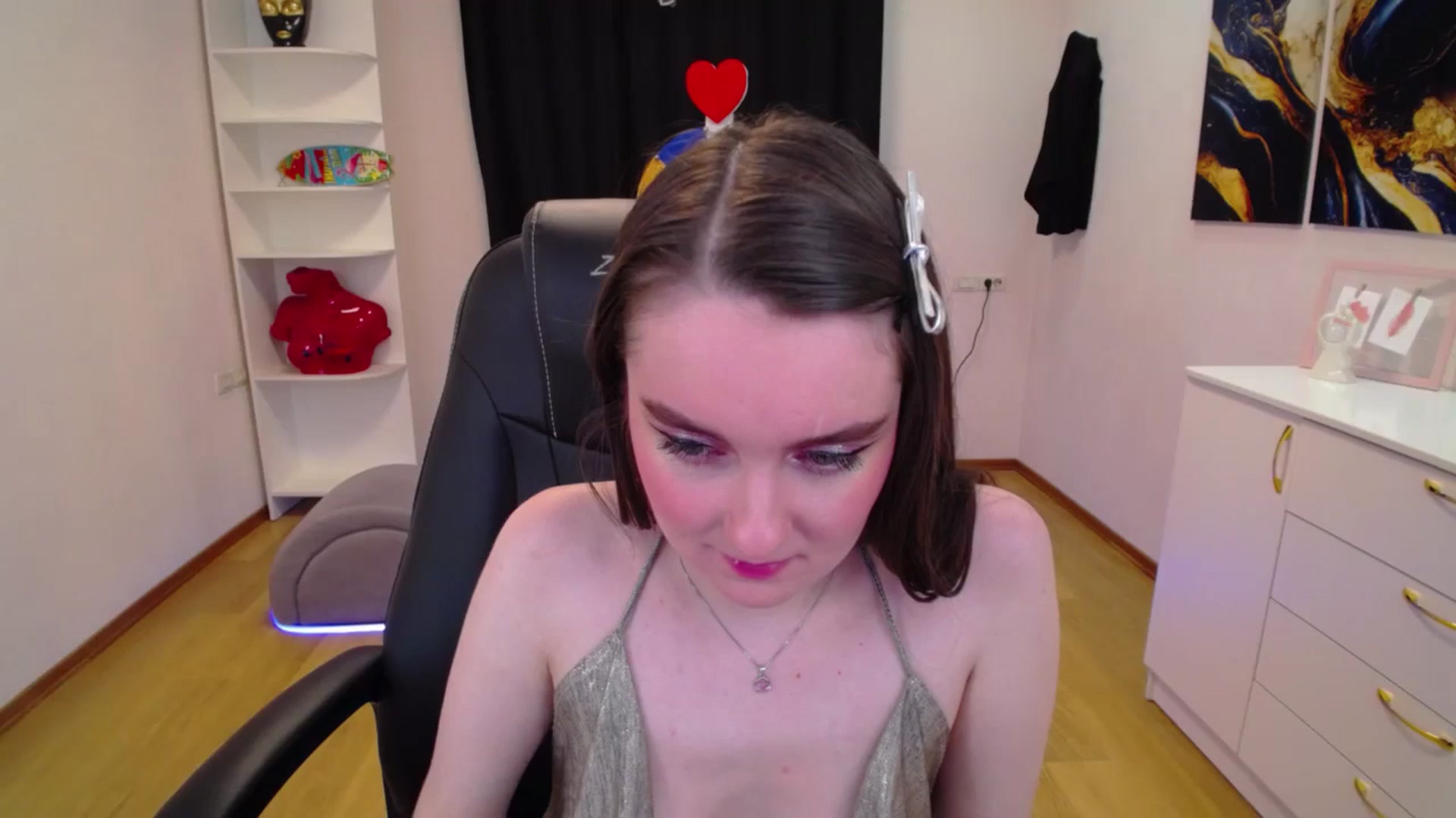 Gallery image thumbnail from Milim_Nava's myfreecams stream on, 04/20/2025, 01:34 image 3 of 20