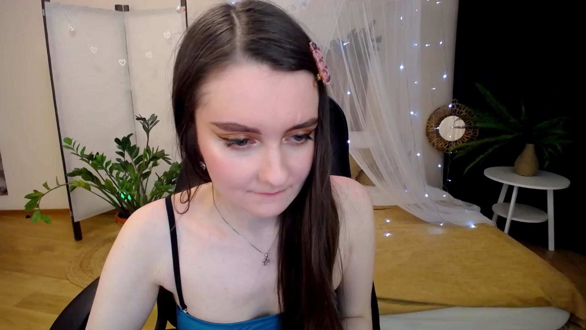 Gallery image thumbnail from Milim_Nava's myfreecams stream on, 04/20/2025, 21:17 image 10 of 20