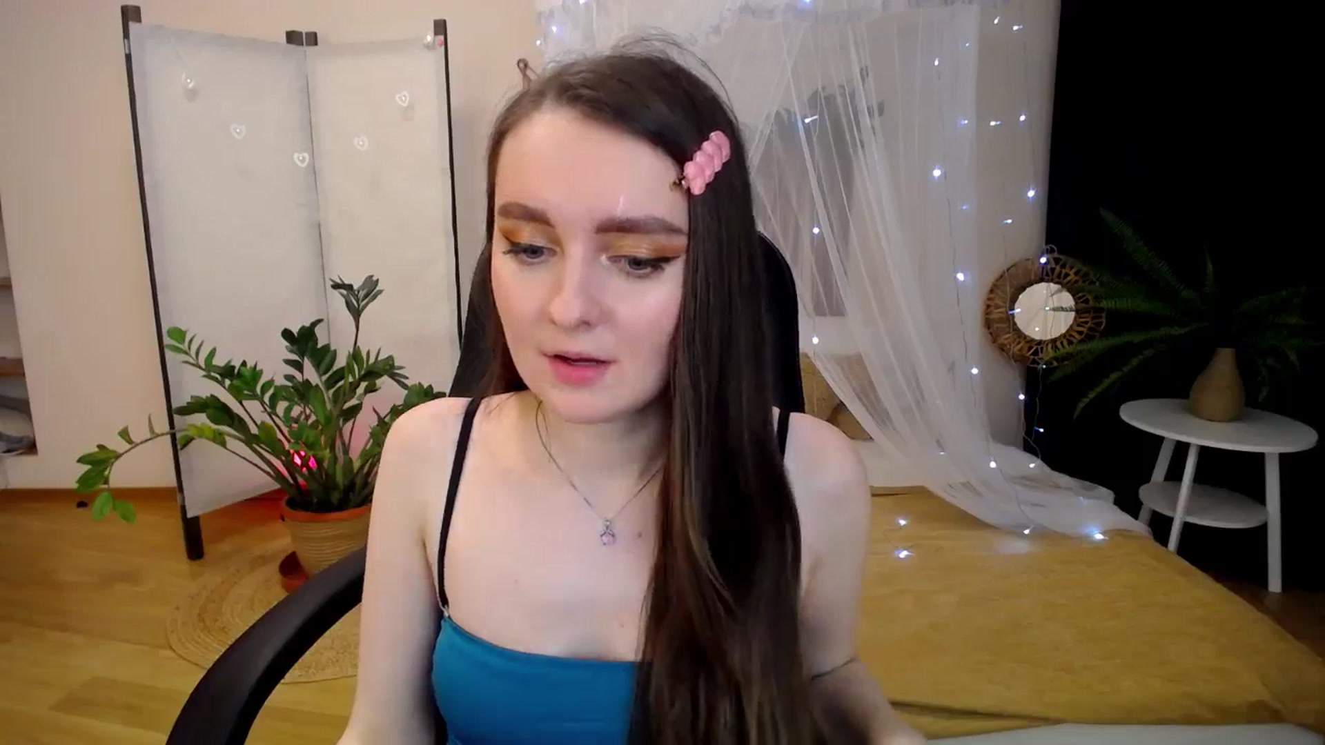 Gallery image thumbnail from Milim_Nava's myfreecams stream on, 04/20/2025, 23:01 image 15 of 20