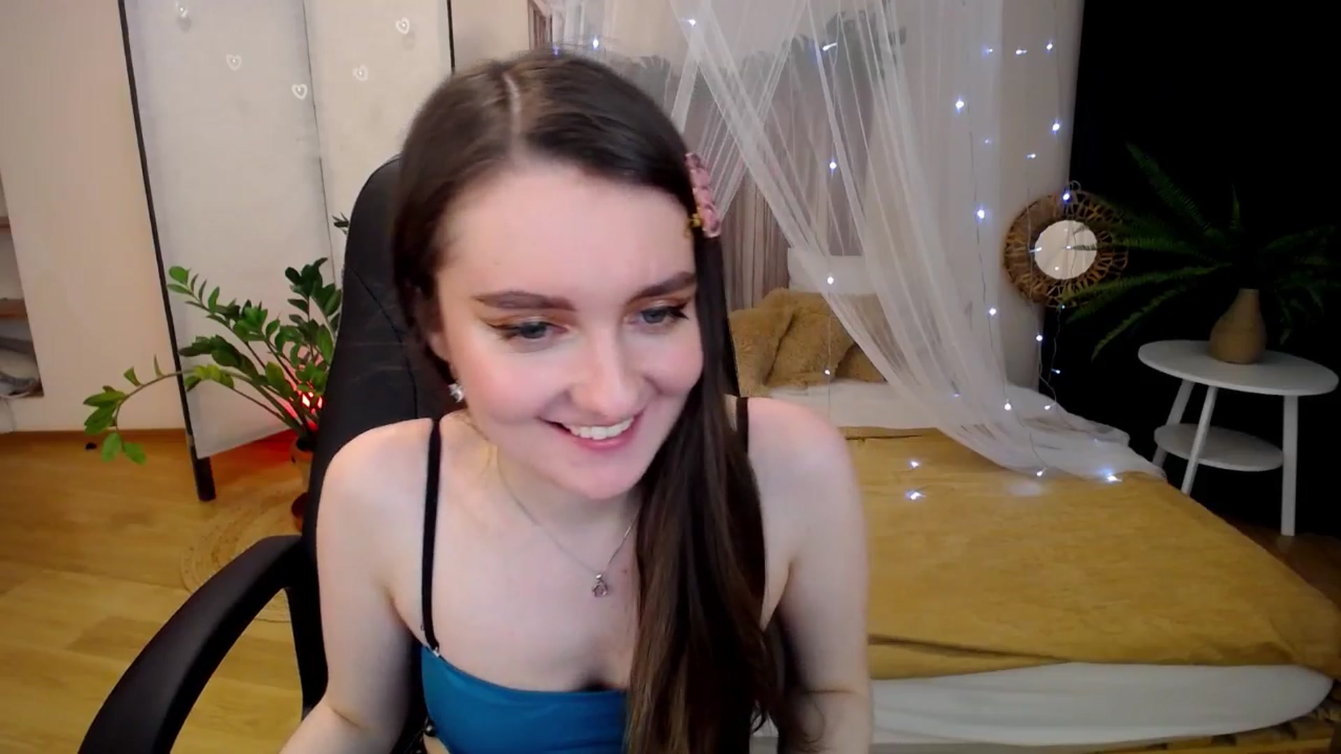 Gallery image thumbnail from Milim_Nava's myfreecams stream on, 04/20/2025, 23:50 image 2 of 20