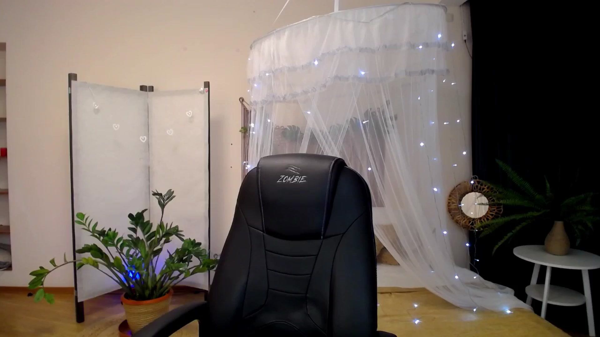 Gallery image thumbnail from Milim_Nava's myfreecams stream on, 04/20/2025, 23:50 image 20 of 20