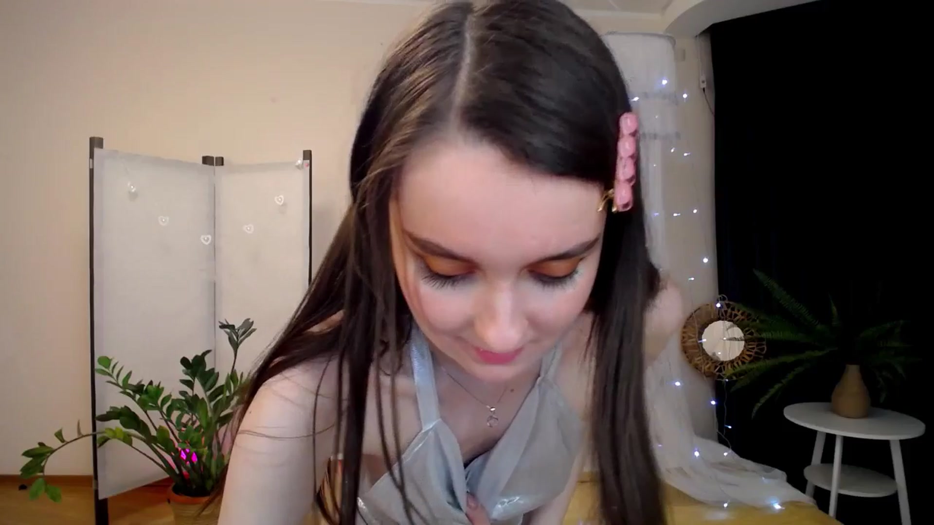 Gallery image thumbnail from Milim_Nava's myfreecams stream on, 04/21/2025, 24:55 image 18 of 20