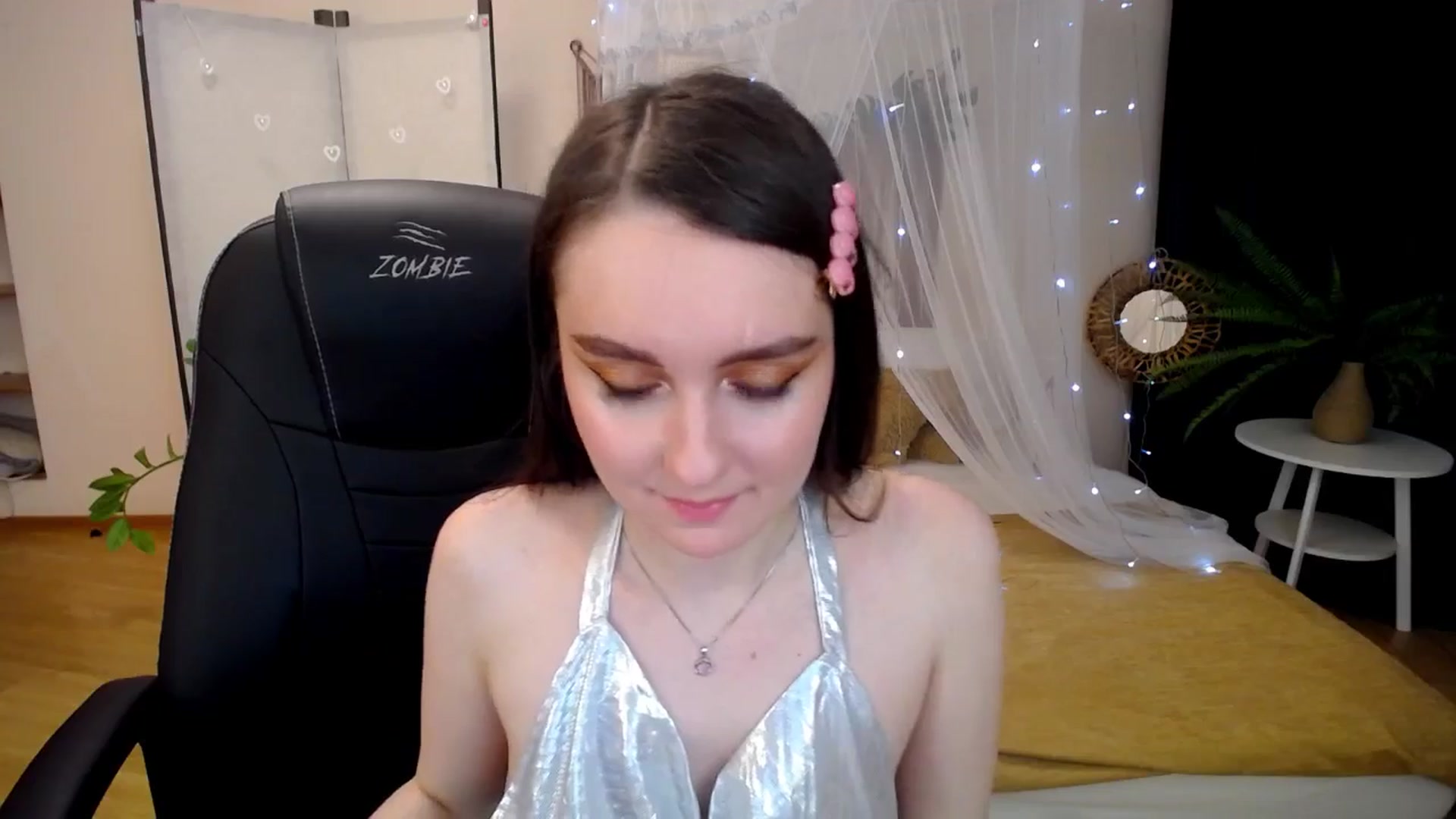 Gallery image thumbnail from Milim_Nava's myfreecams stream on, 04/21/2025, 24:55 image 3 of 20